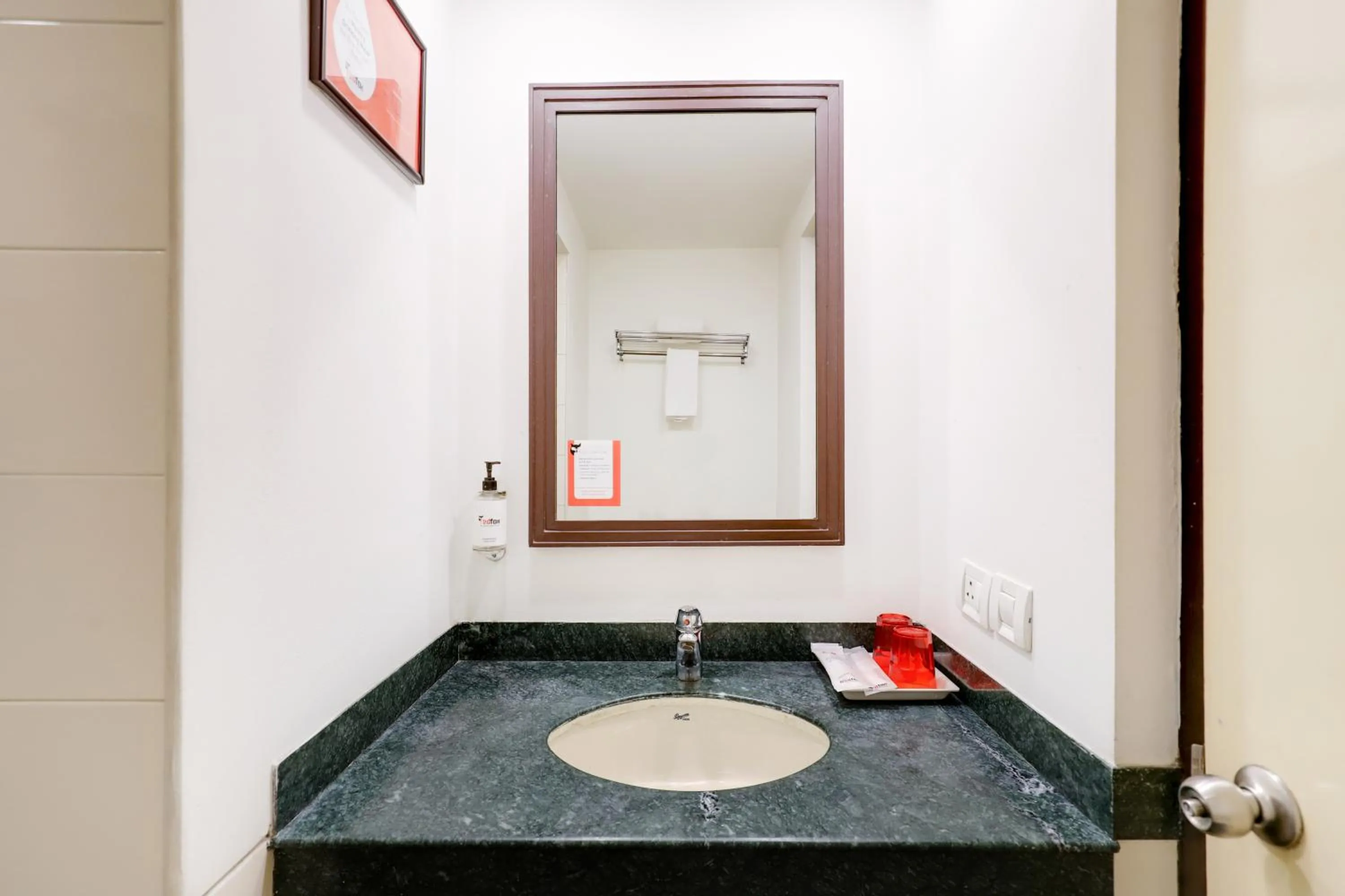 Bathroom in Red Fox by Lemon Tree Hotels, East Delhi
