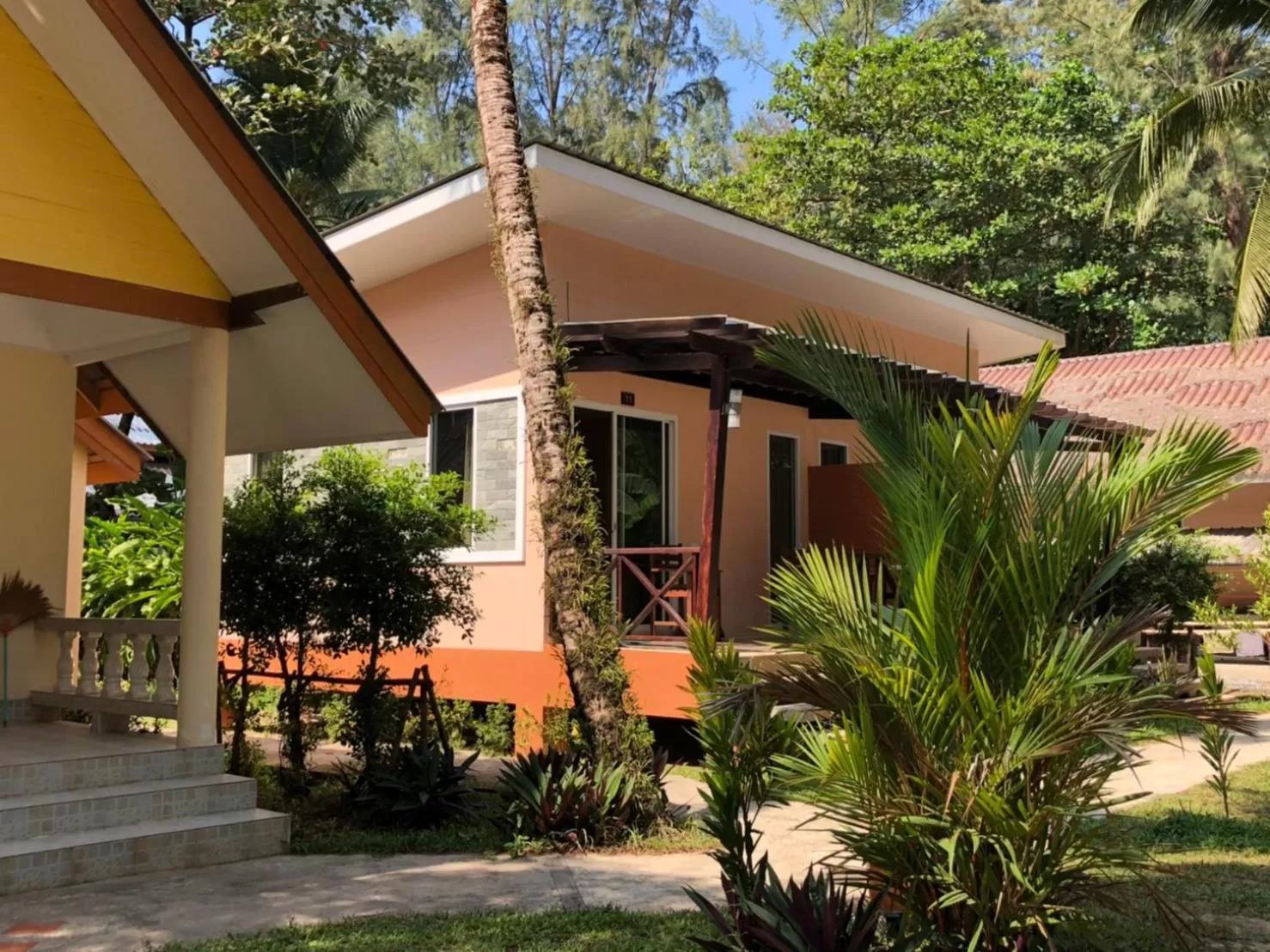 Property Building in Ao Thong beach Bungalows