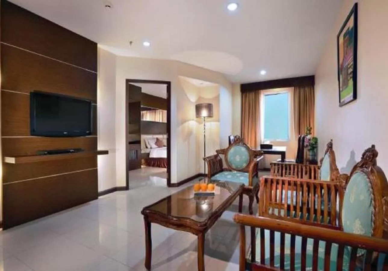 Living room in Aston Karimun City Hotel