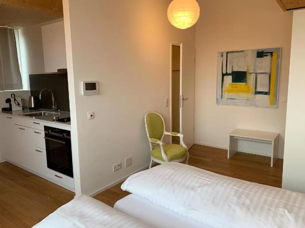 Bed in Röschenzerhof