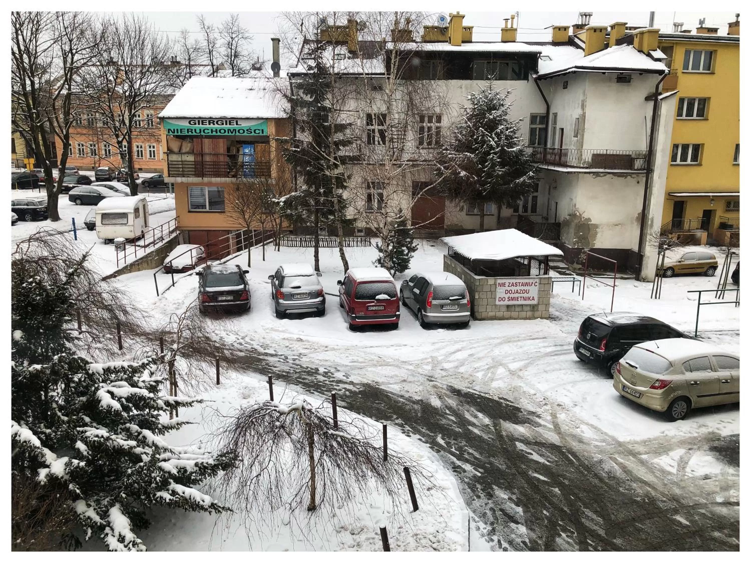 Winter in Kwadrat B&B Jałowego