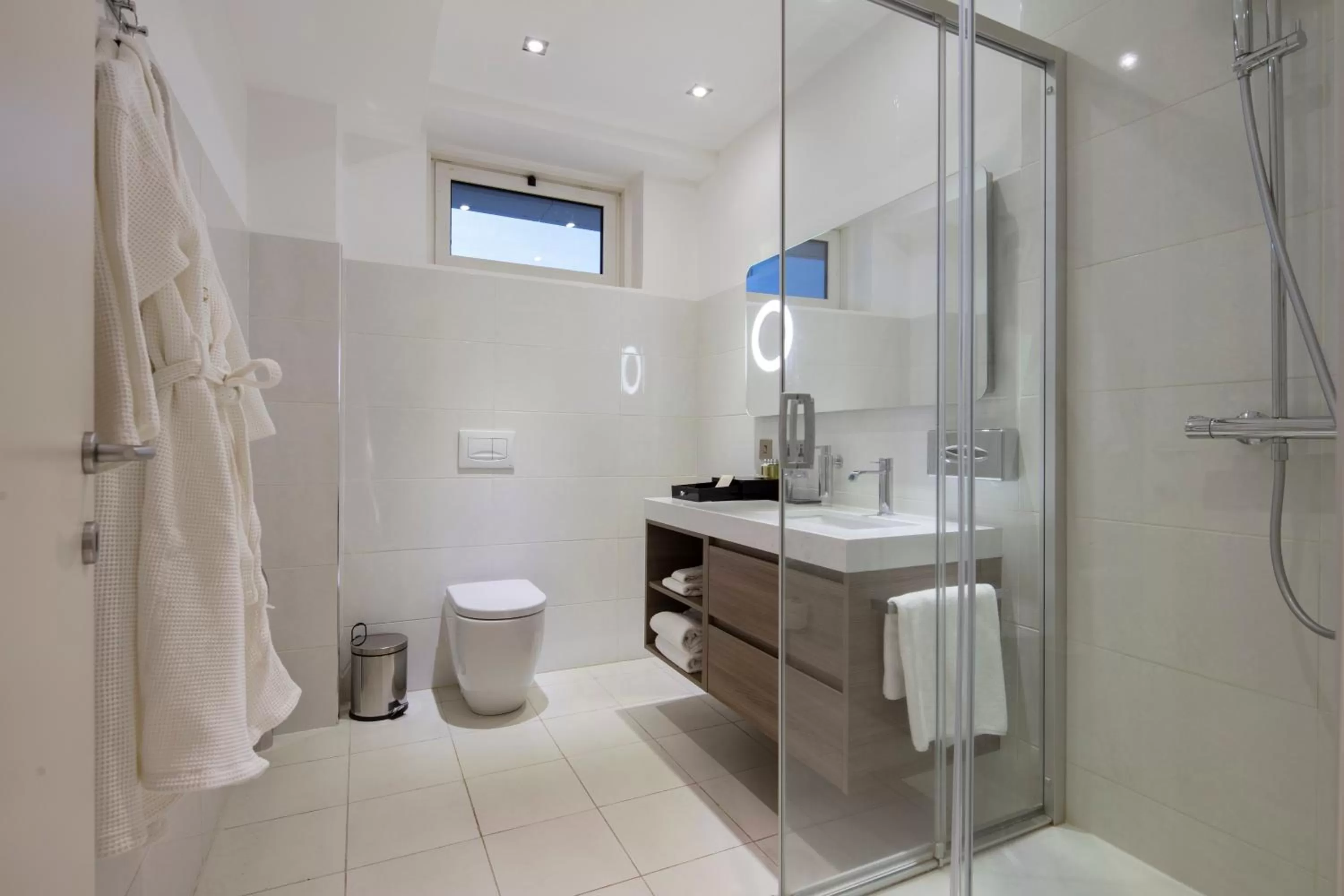 Toilet in Fraser Suites Abuja