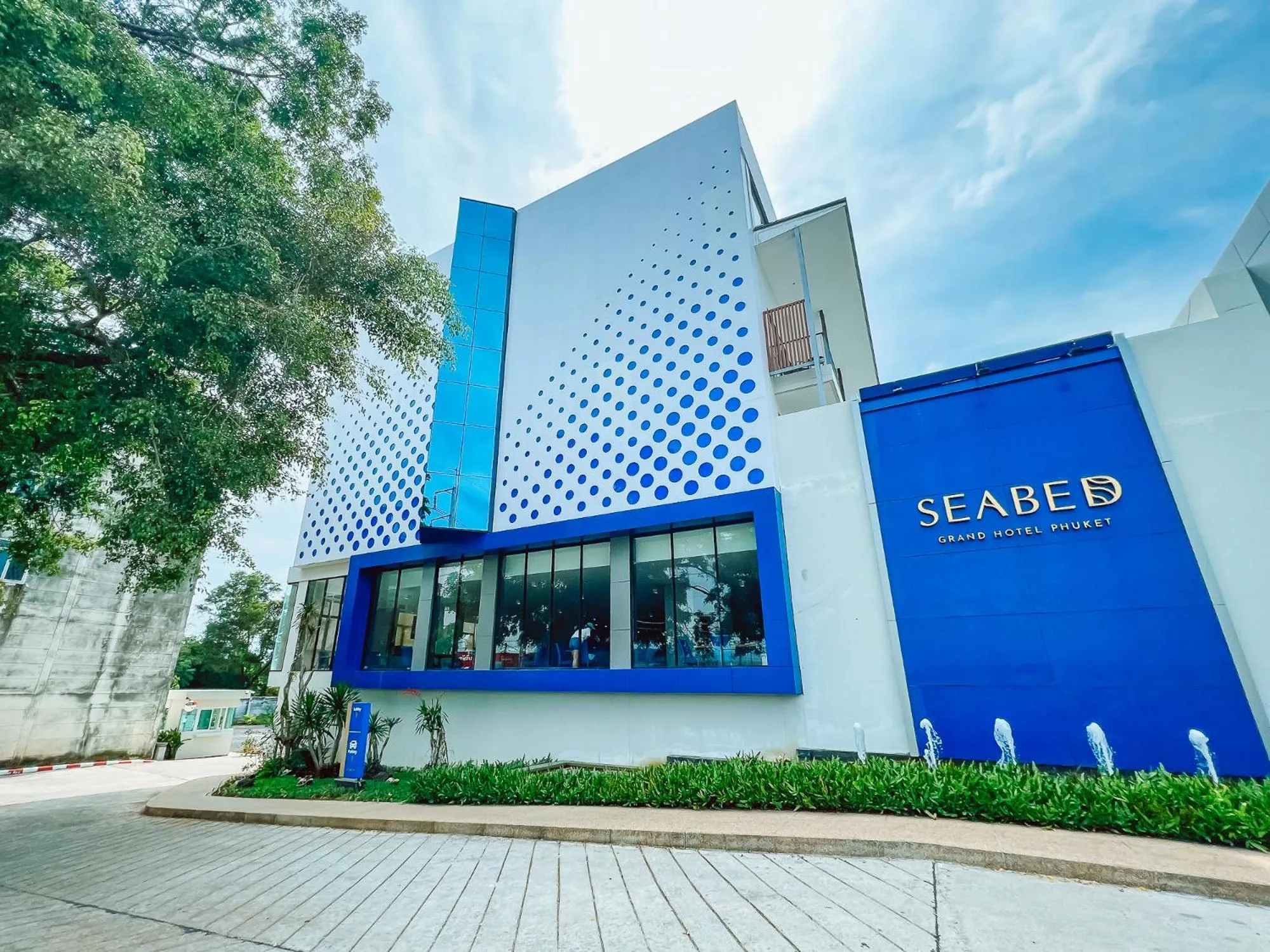 Facade/entrance in Seabed Grand Hotel Phuket - SHA Extra Plus