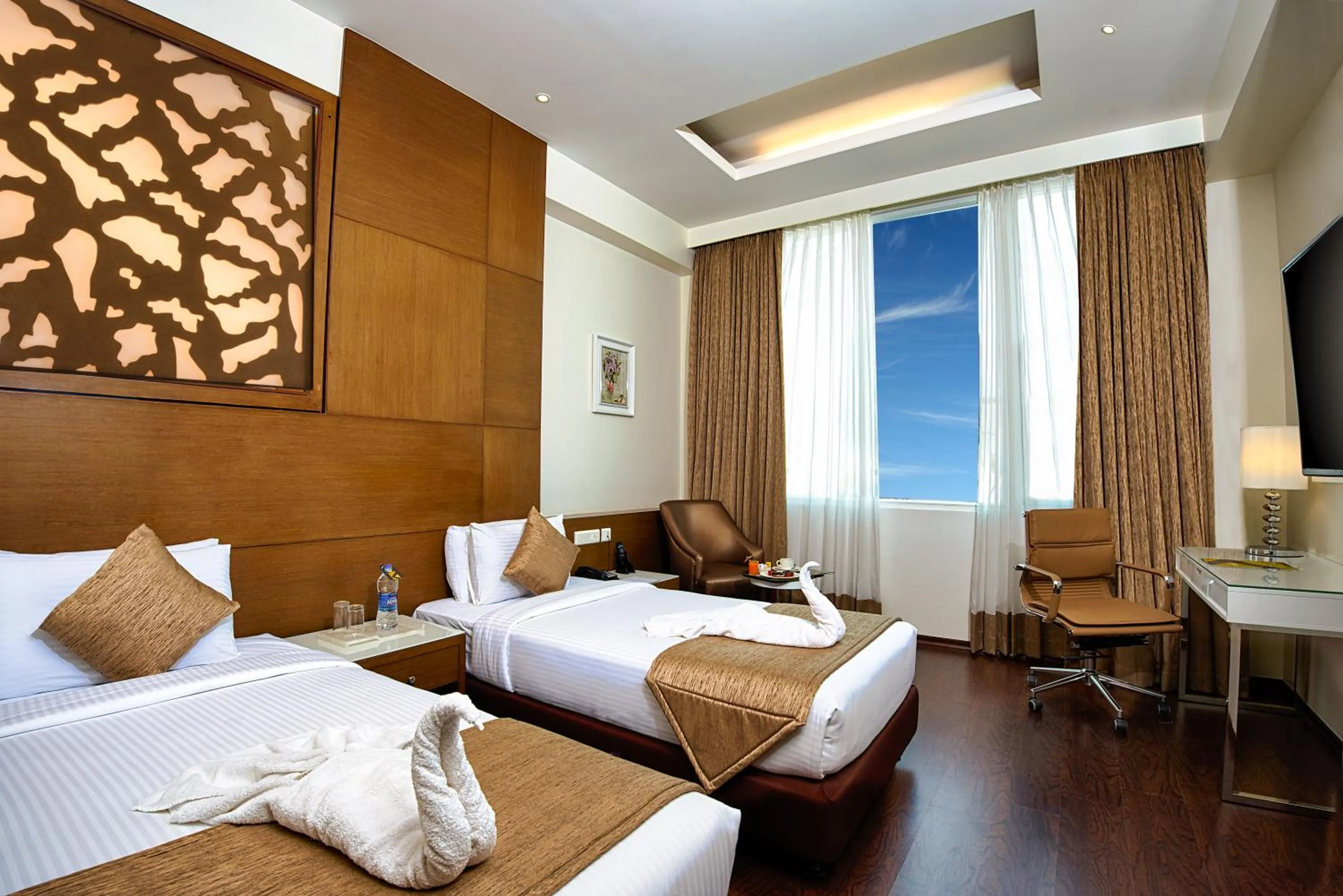 Bedroom, Bed in Kiscol Grands Hotel