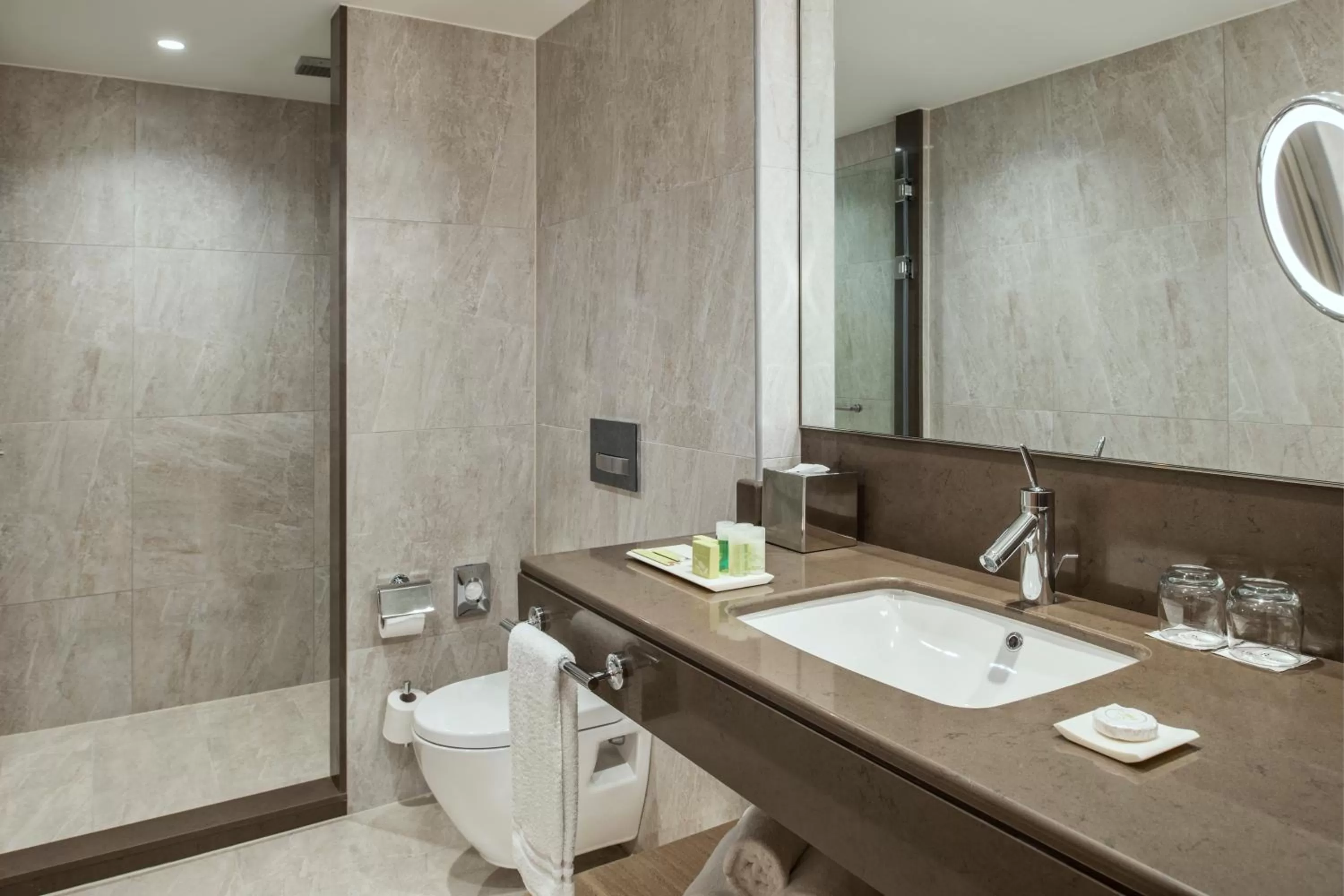Shower in Renaissance Polat Istanbul Hotel