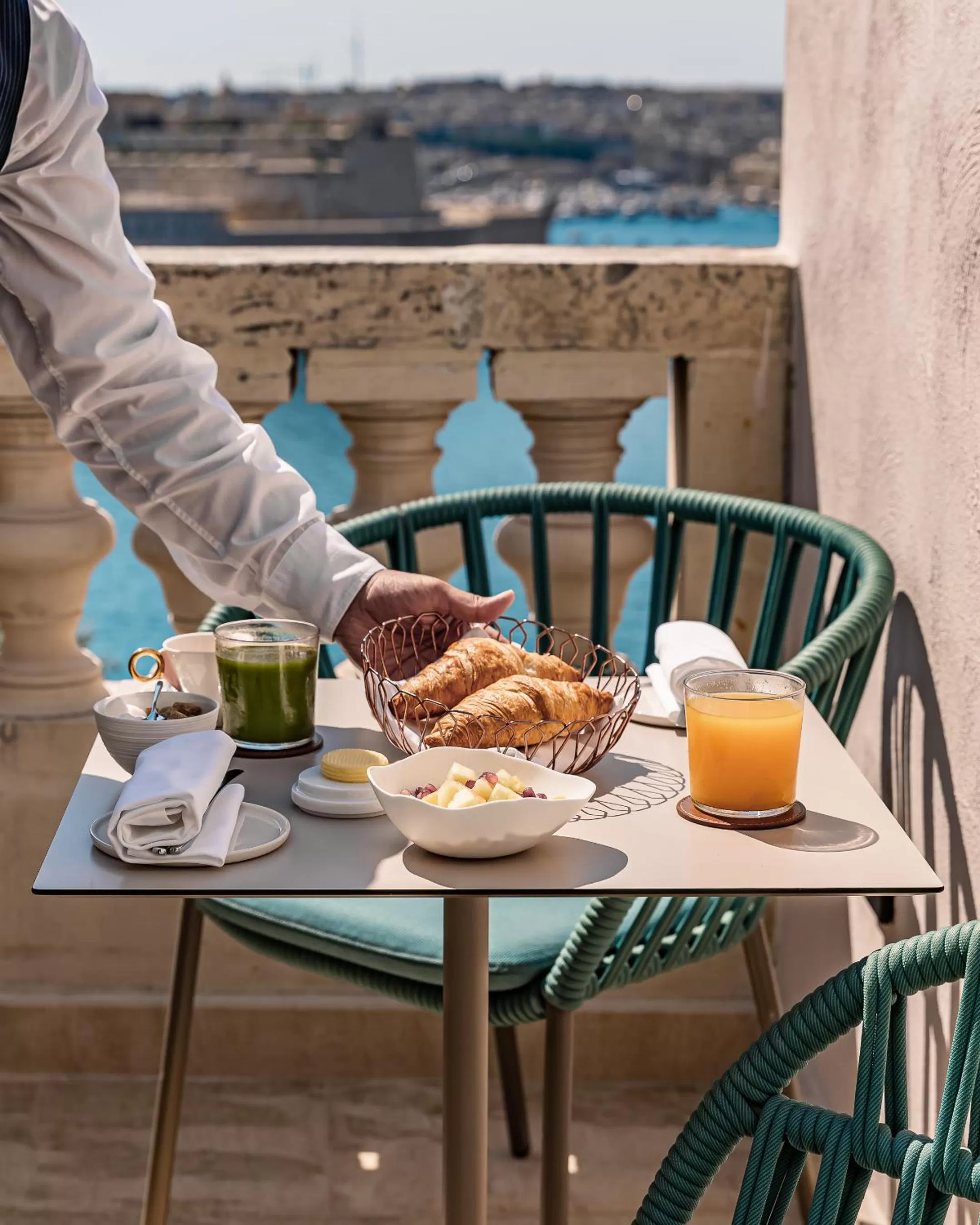 Balcony/Terrace in Iniala Harbour House