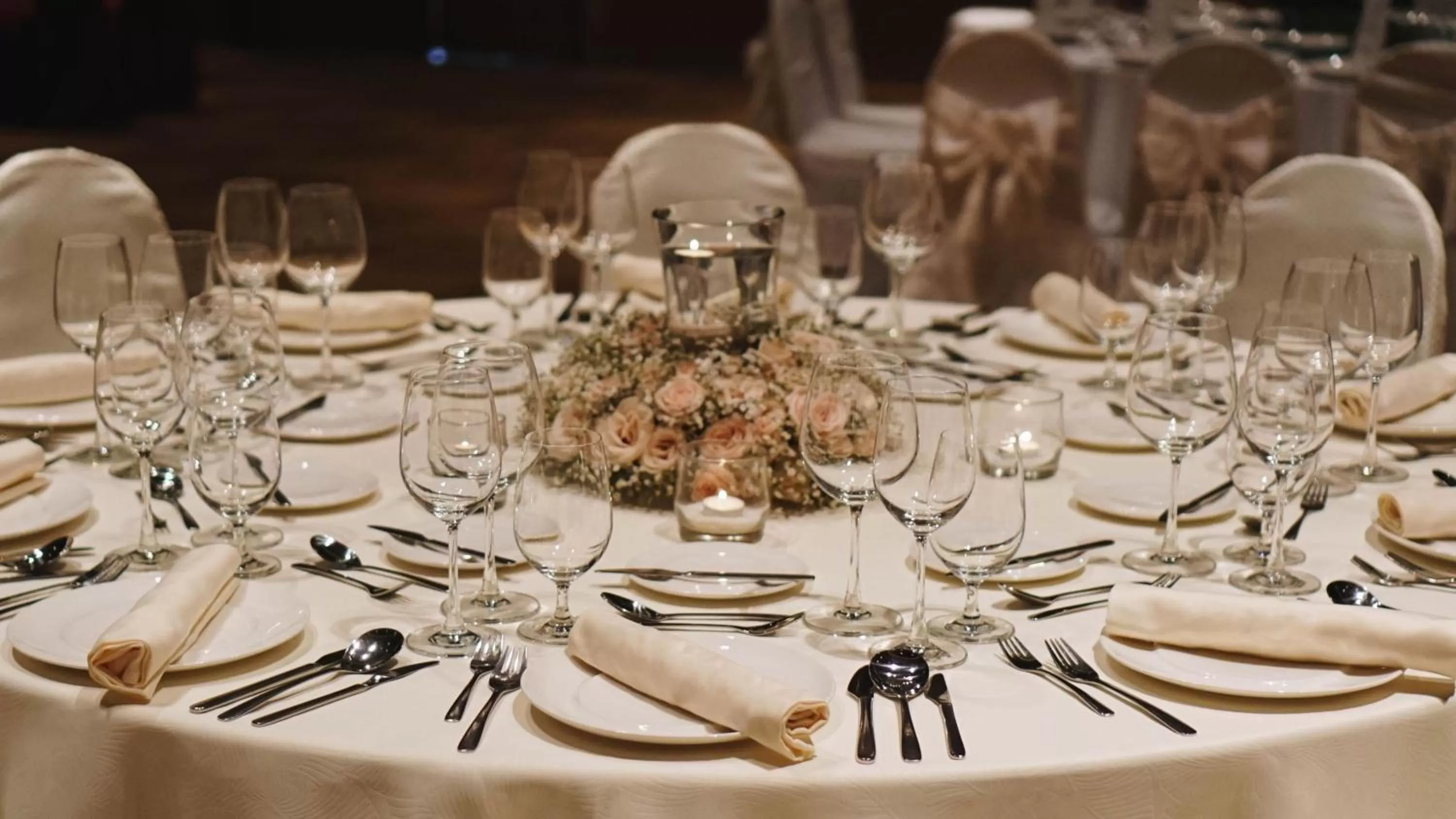 Meeting/conference room, Restaurant/Places to Eat in InterContinental Residences Saigon, an IHG Hotel