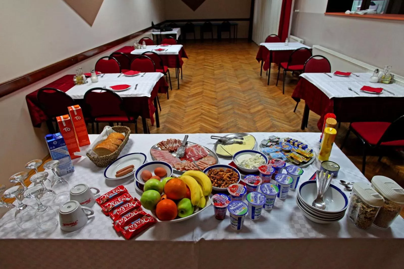 Buffet breakfast, Restaurant/Places to Eat in Rooms Lišnić