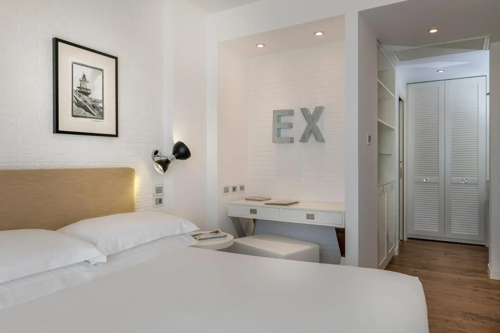 Deluxe Double Room with Side Sea View - single occupancy in Excelsior Hotel, SPA & Lido - Preferred Hotels & Resorts Deluxe Double Room with Side Sea View - single occupancy in Excelsior Hotel, SPA & Lido - Preferred Hotels & Resorts