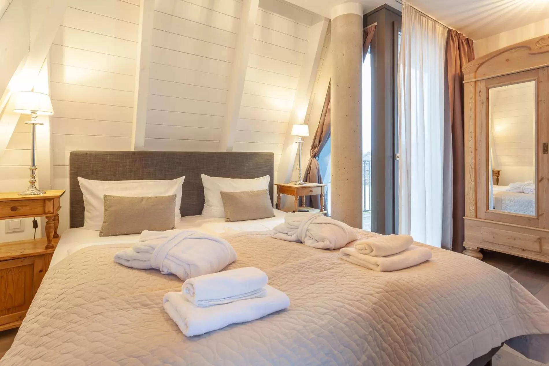 Bedroom, Bed in Suite Hotel Binz Familienhotel Rügen