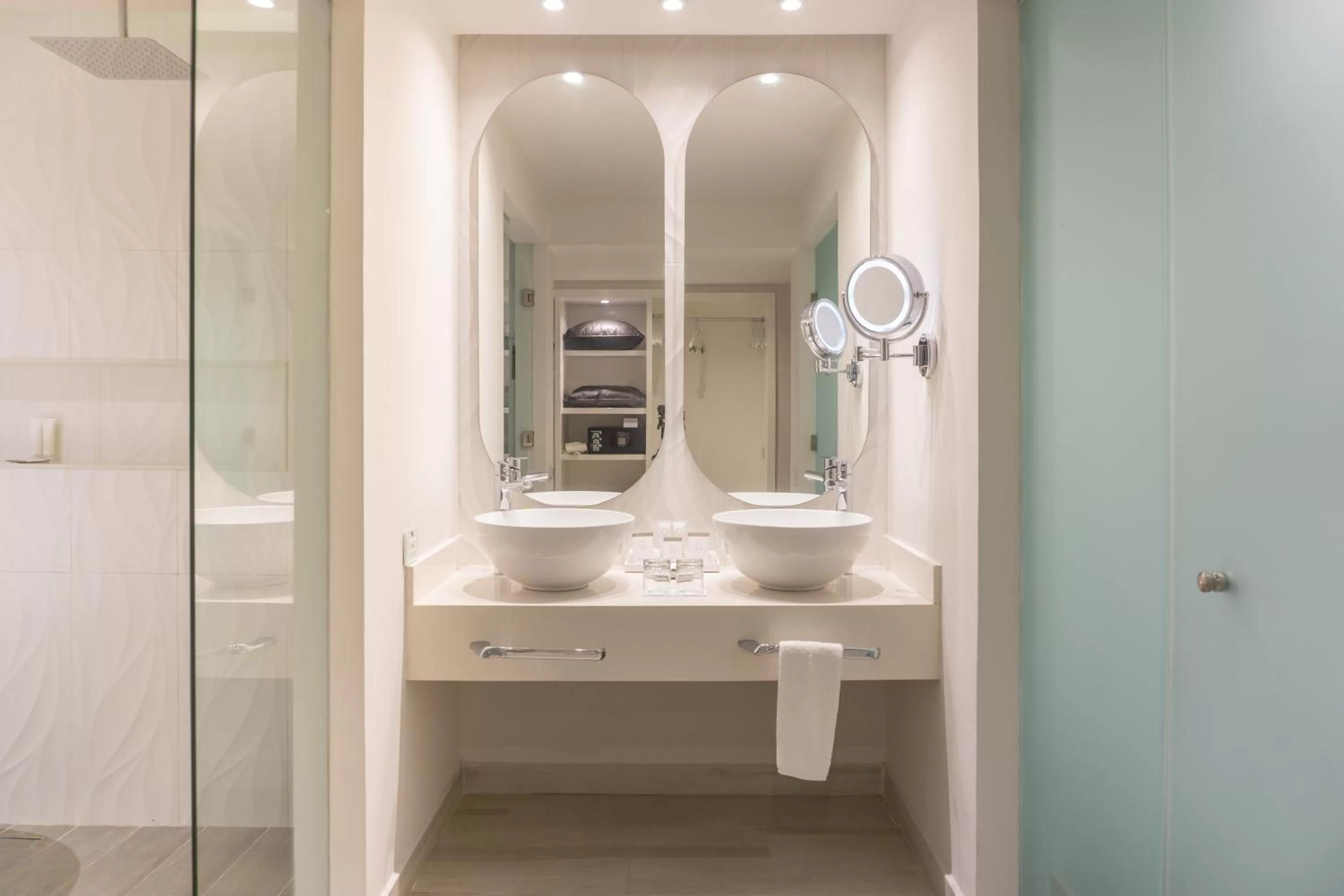 Bathroom in Catalonia Playa Maroma - All Inclusive