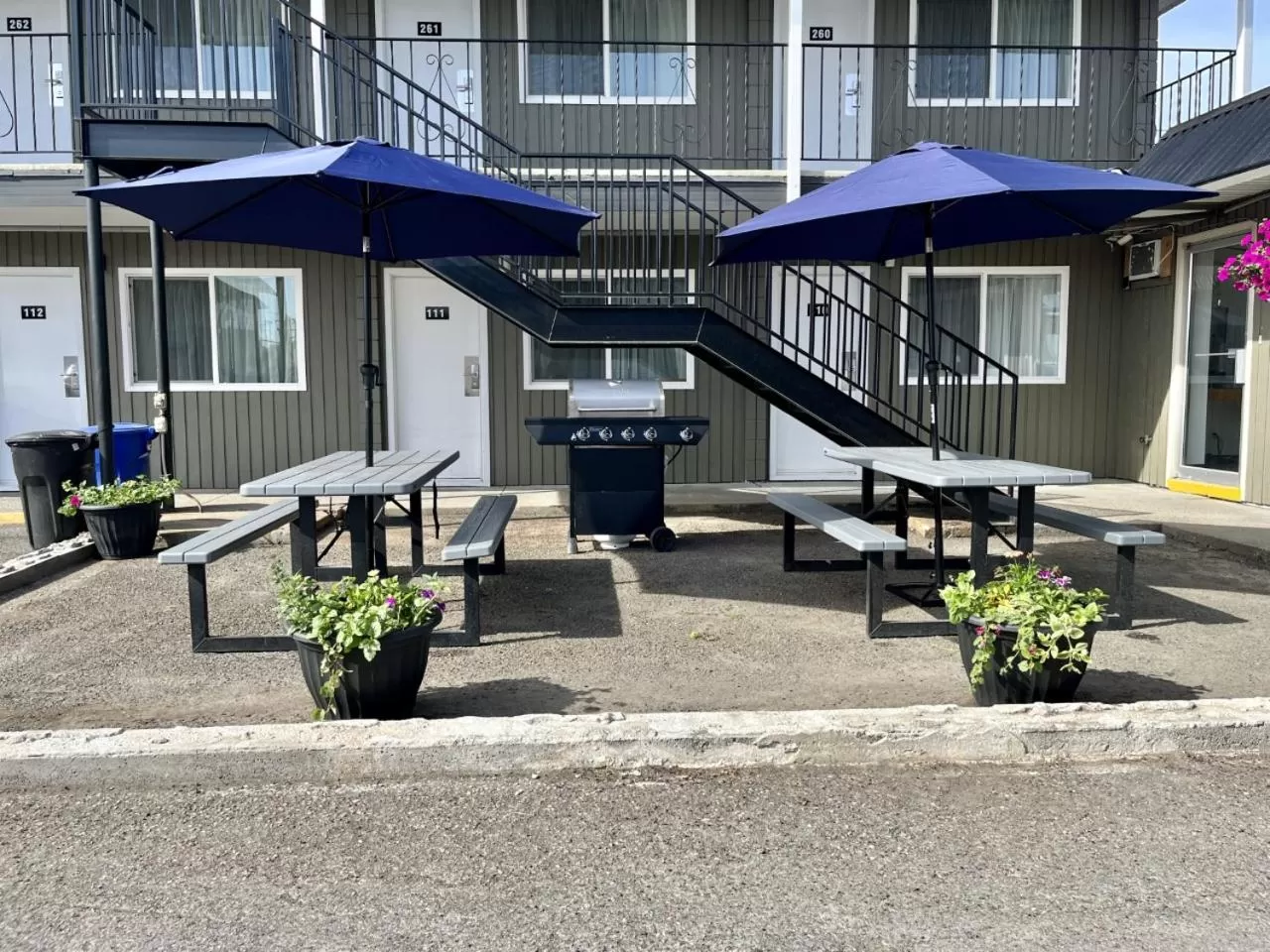 BBQ facilities in Anavada Inn & Suites - Prince George