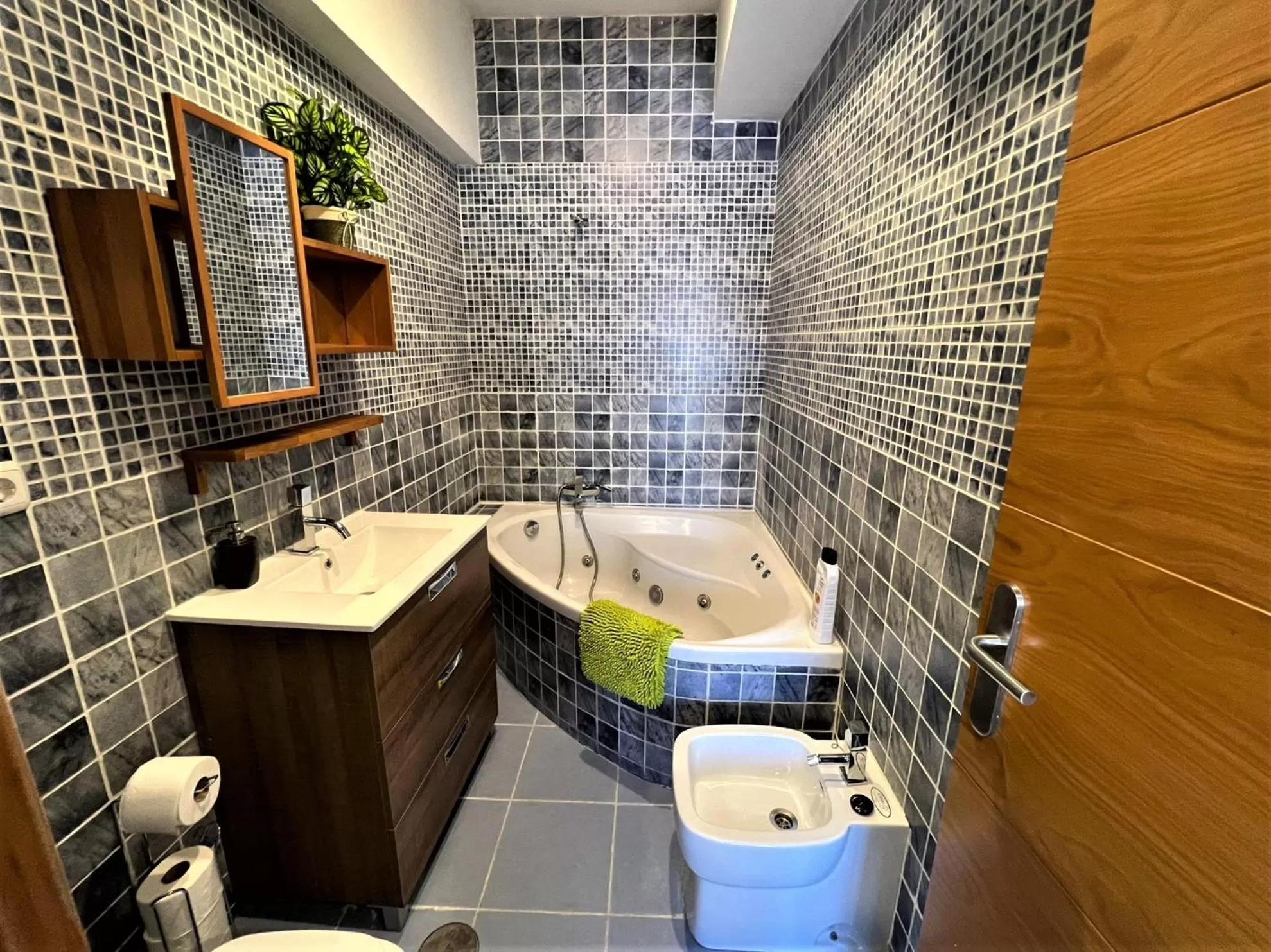 Bathroom in Rooms San Marcos