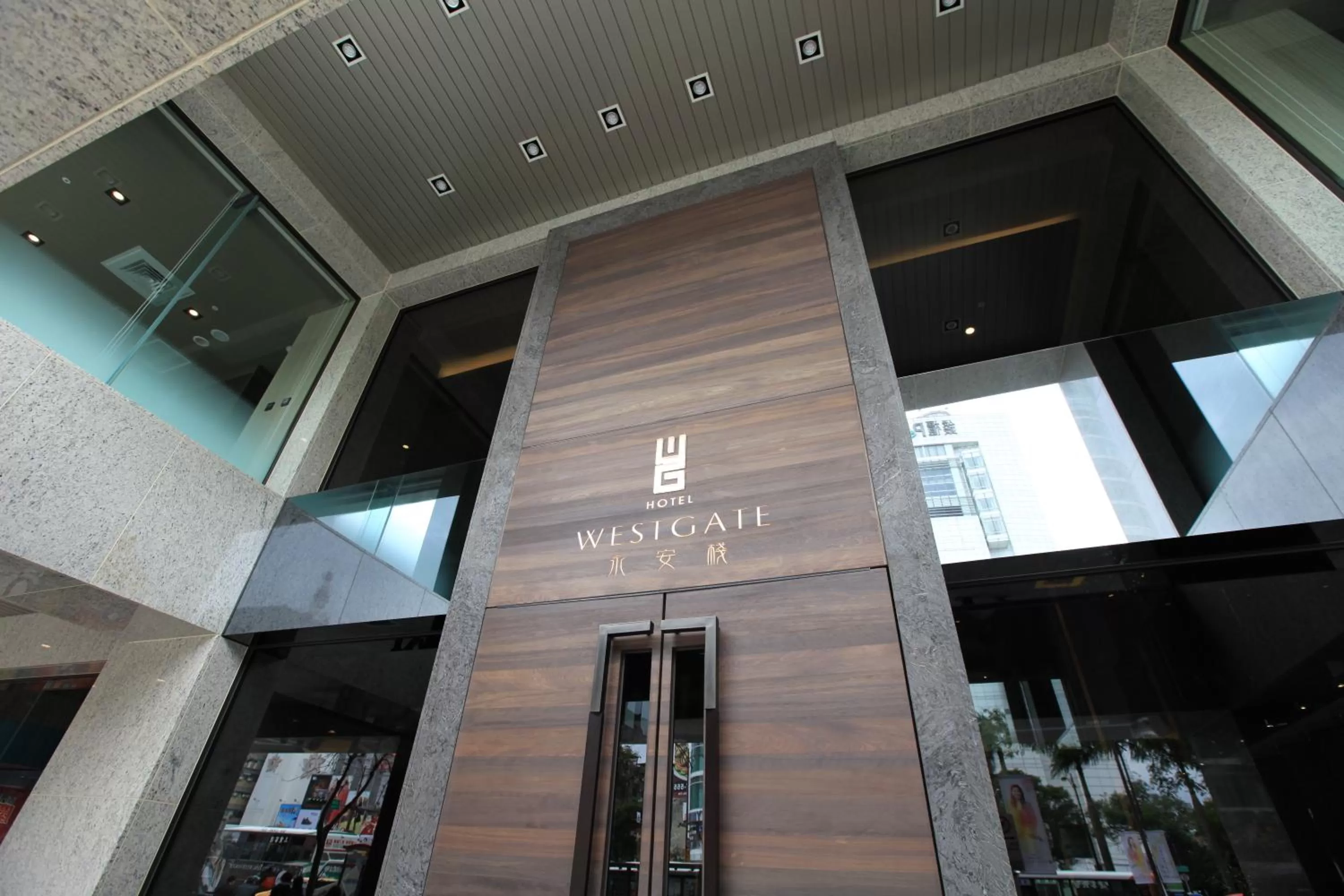 Facade/entrance in WESTGATE Hotel