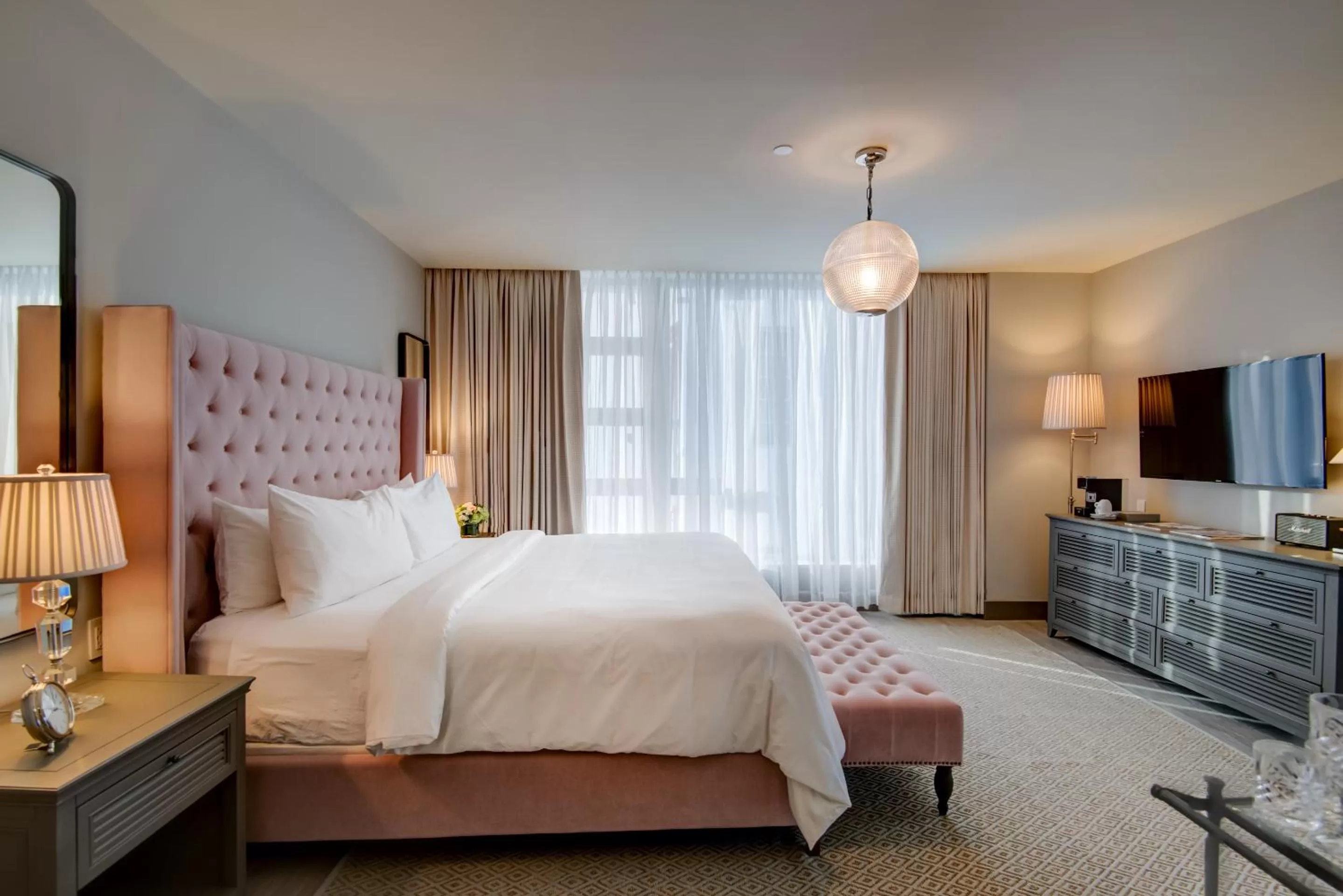 TV and multimedia, Bed in The Plymouth South Beach