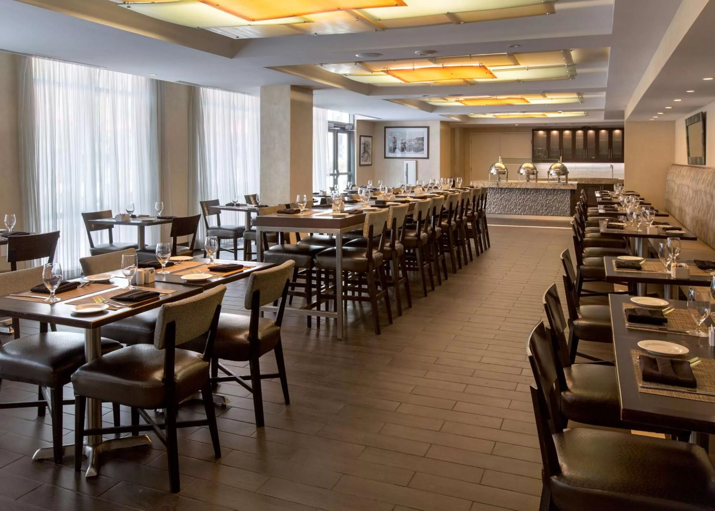 Restaurant/places to eat in Hilton Garden Inn Washington D.C./U.S. Capitol