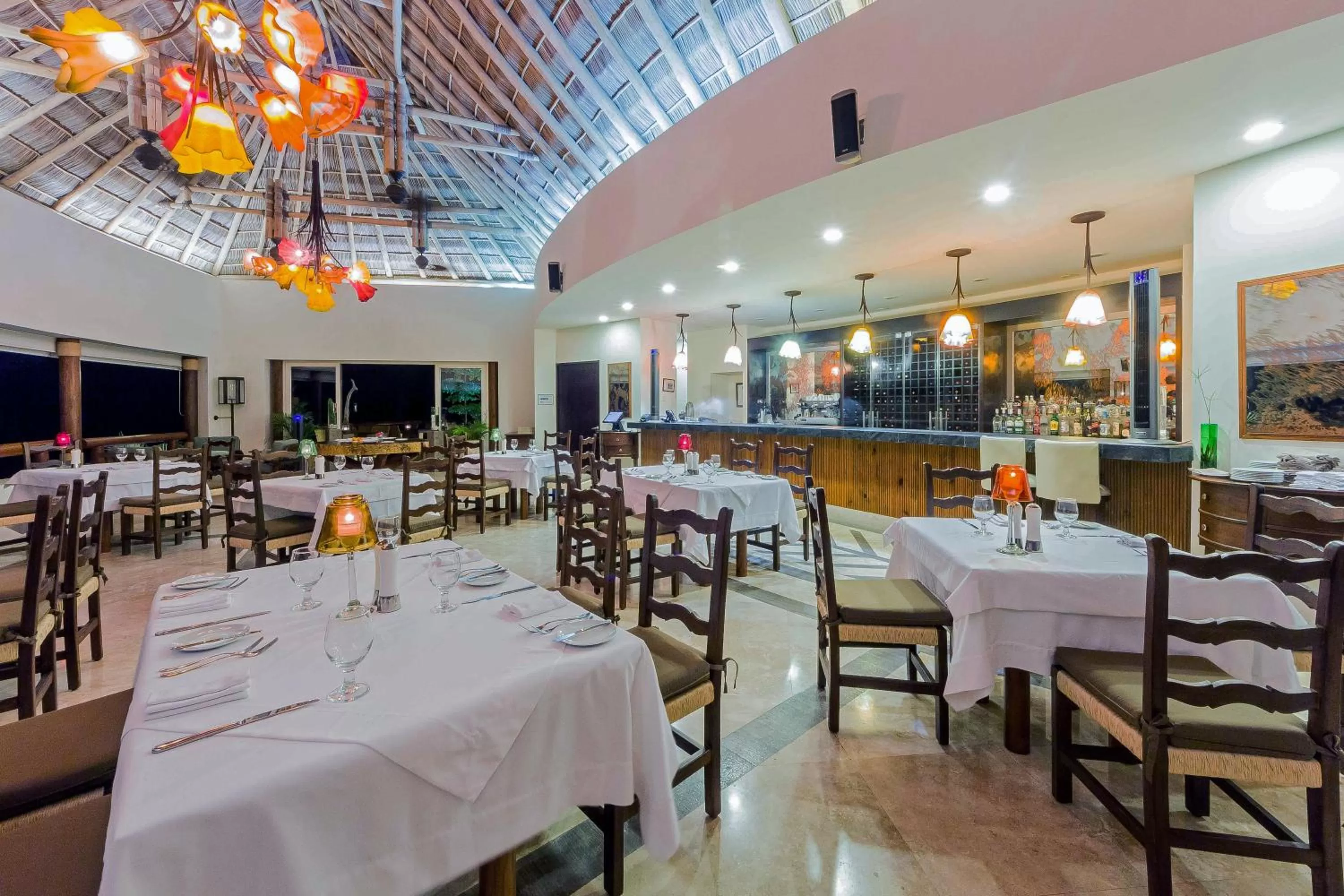 Restaurant/places to eat in Grand Matlali Suites & Villas Riviera Nayarit