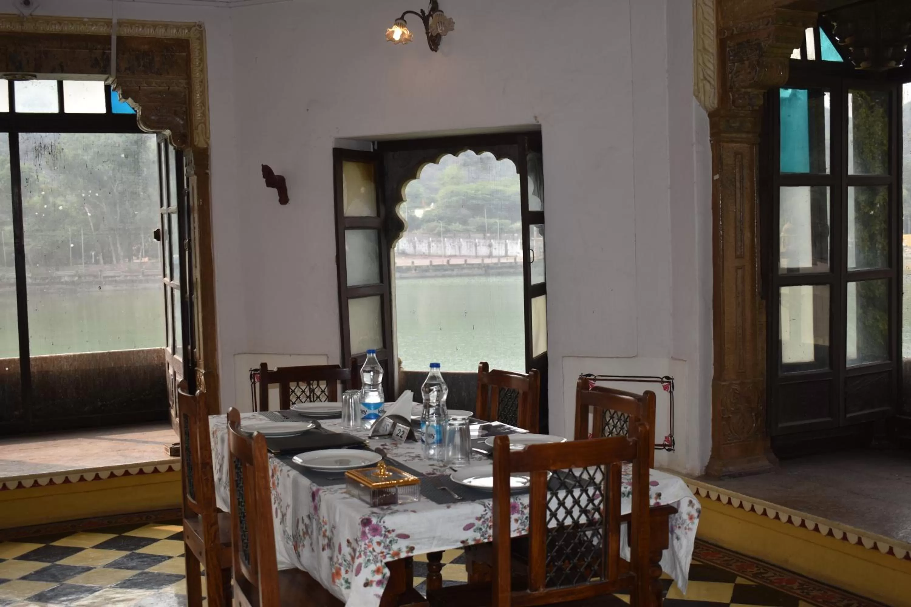 Restaurant/places to eat in Hotel Nawal Sagar Palace - Bundi