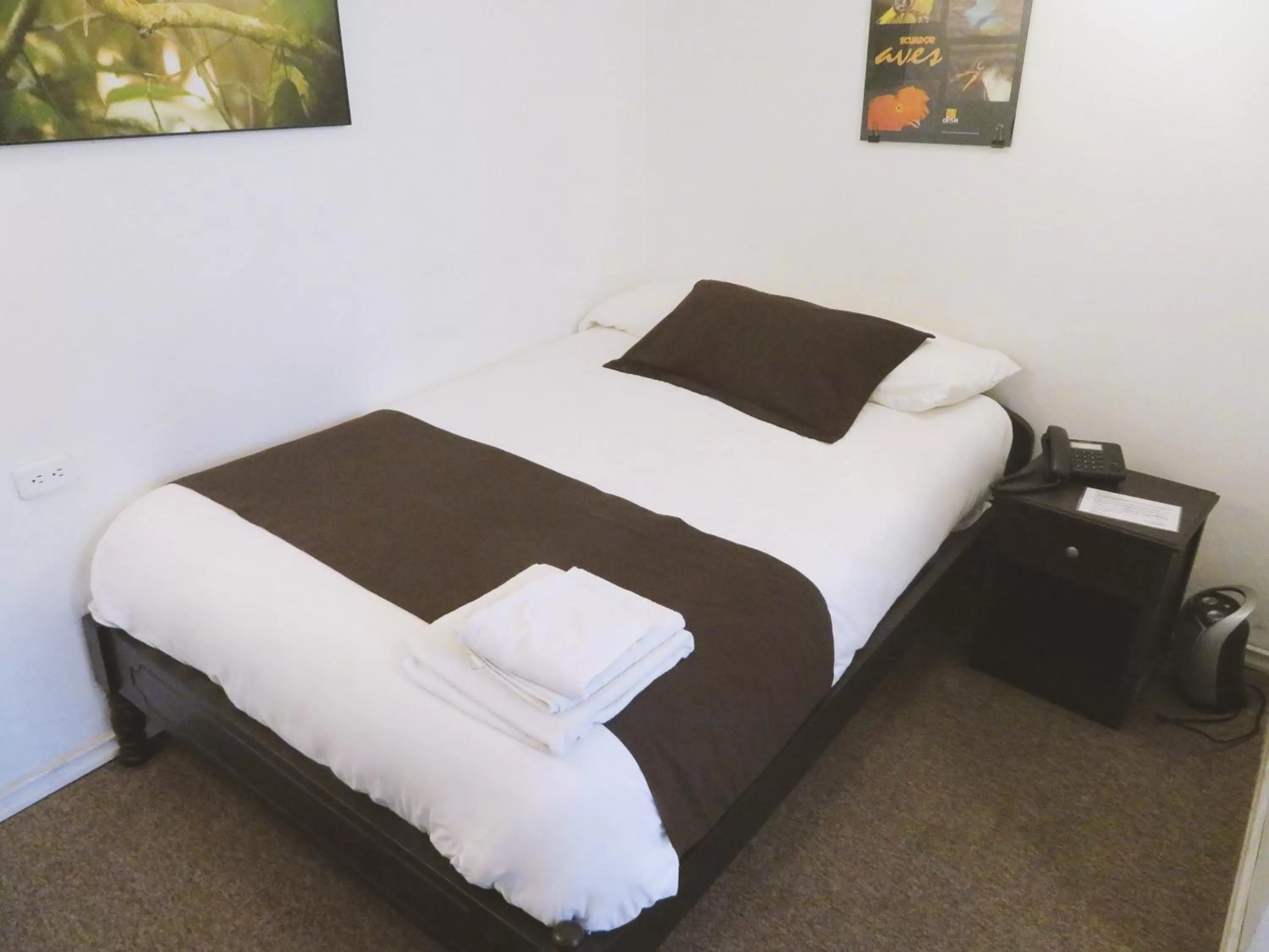 Bed in Bird Garden Guest House