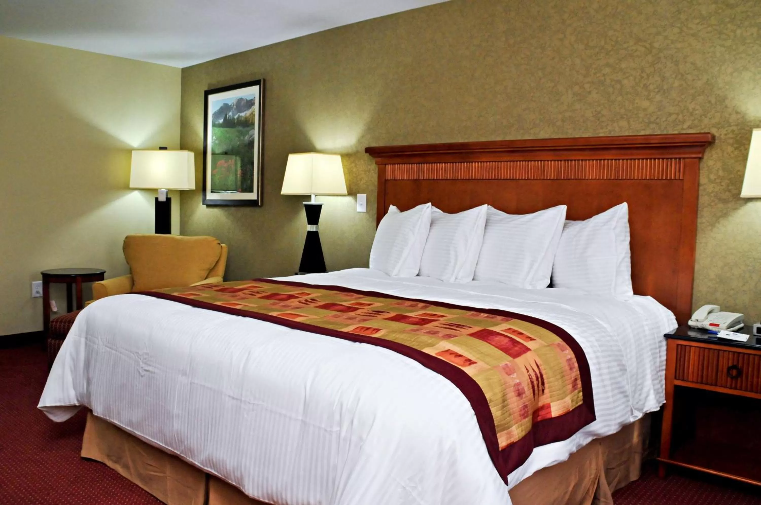 Photo of the whole room, Bed in Best Western Plus Layton Park Hotel