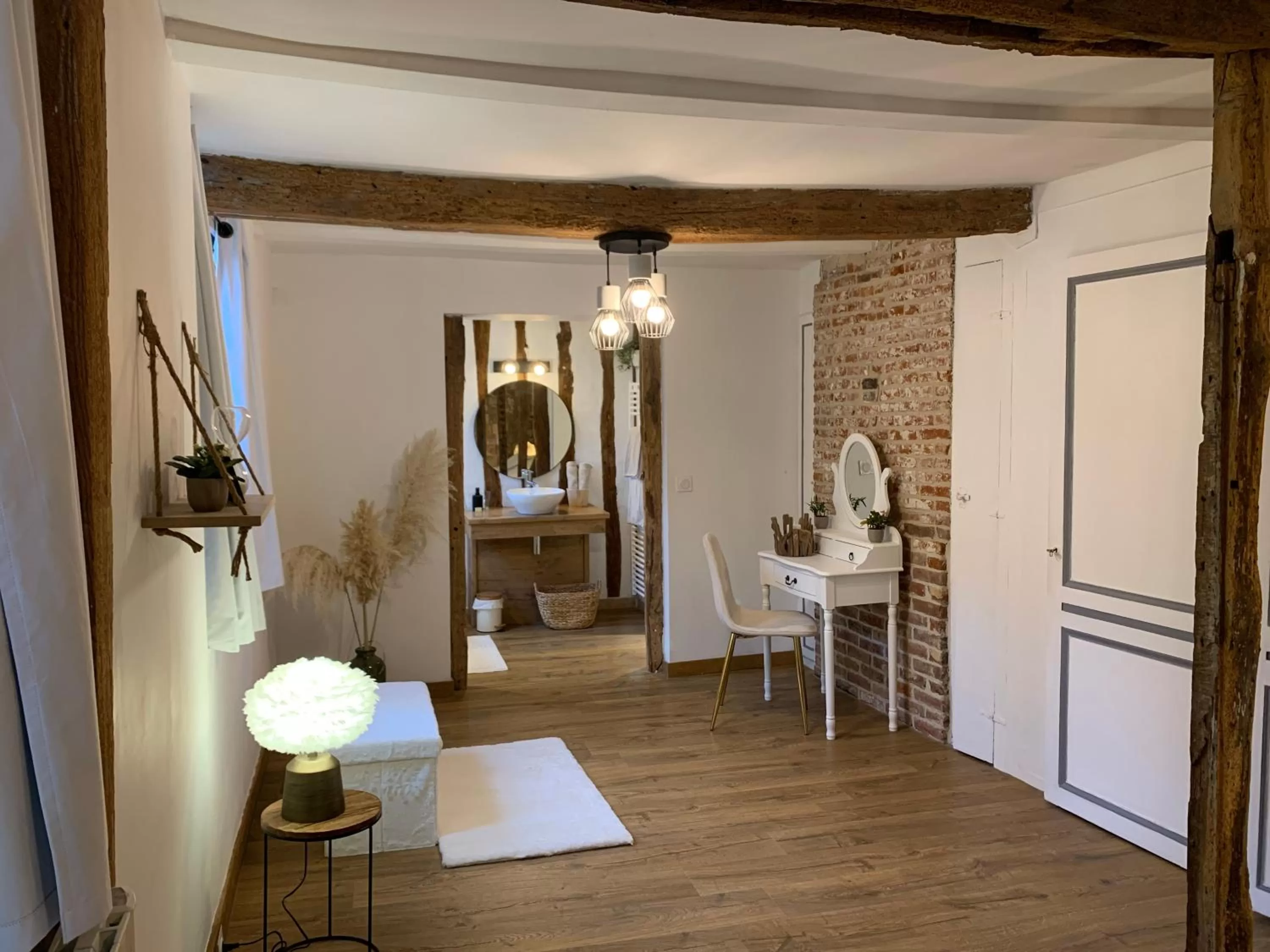 Living room in L'Ecole des Demoiselles