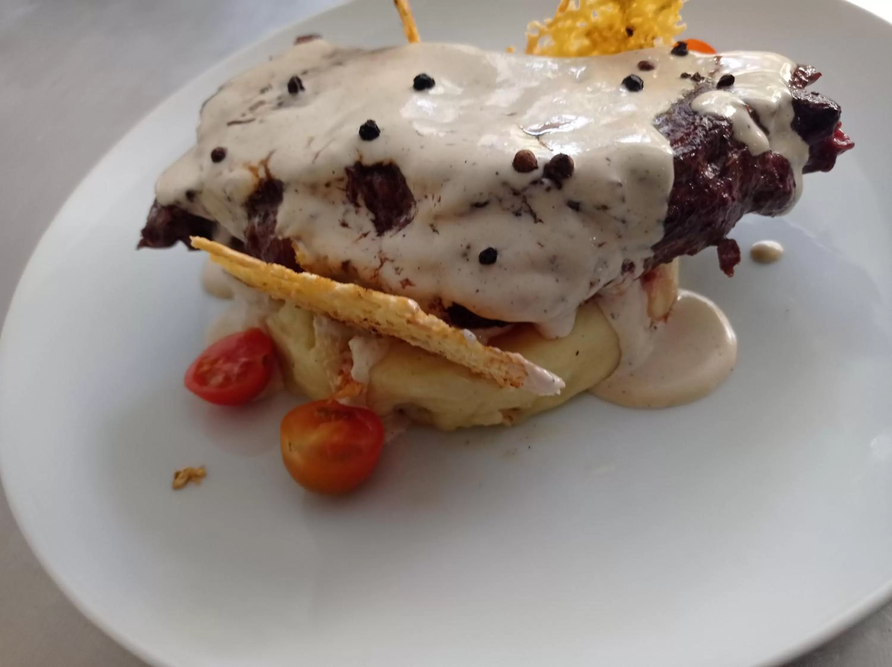 Food in Hotel Refugio Pozo Azul