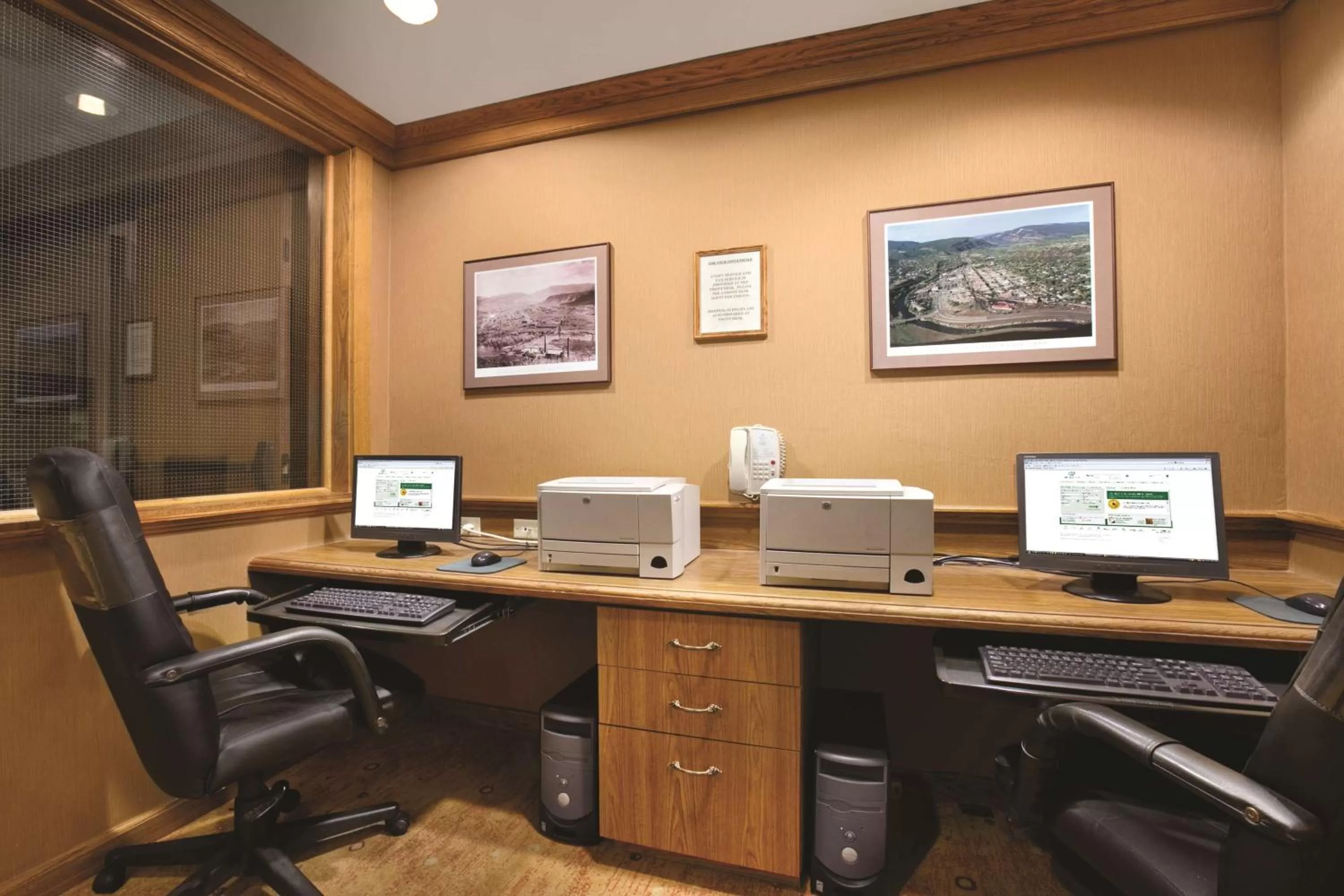 Business facilities in DoubleTree by Hilton Durango