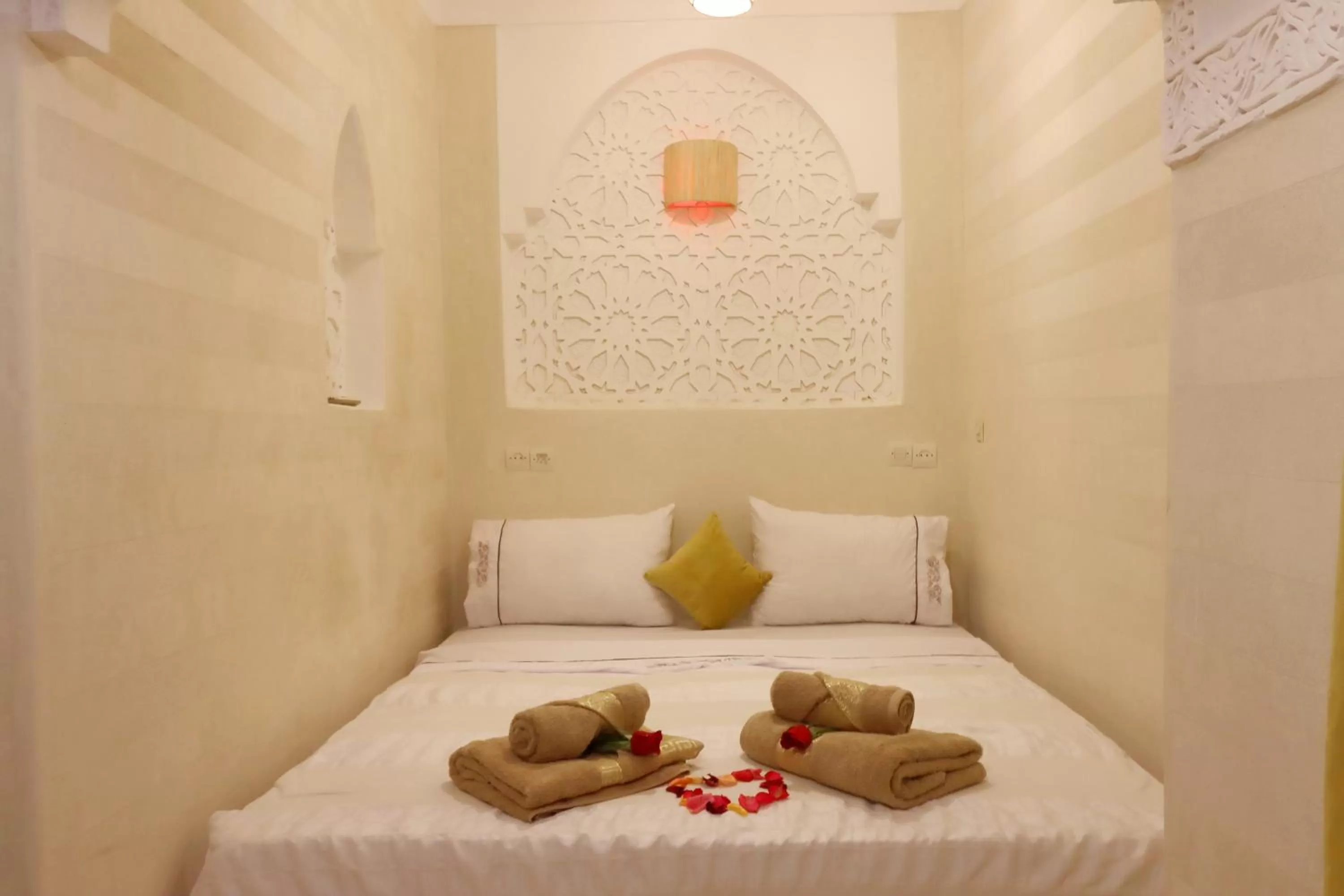 Bed in Riad Venezia