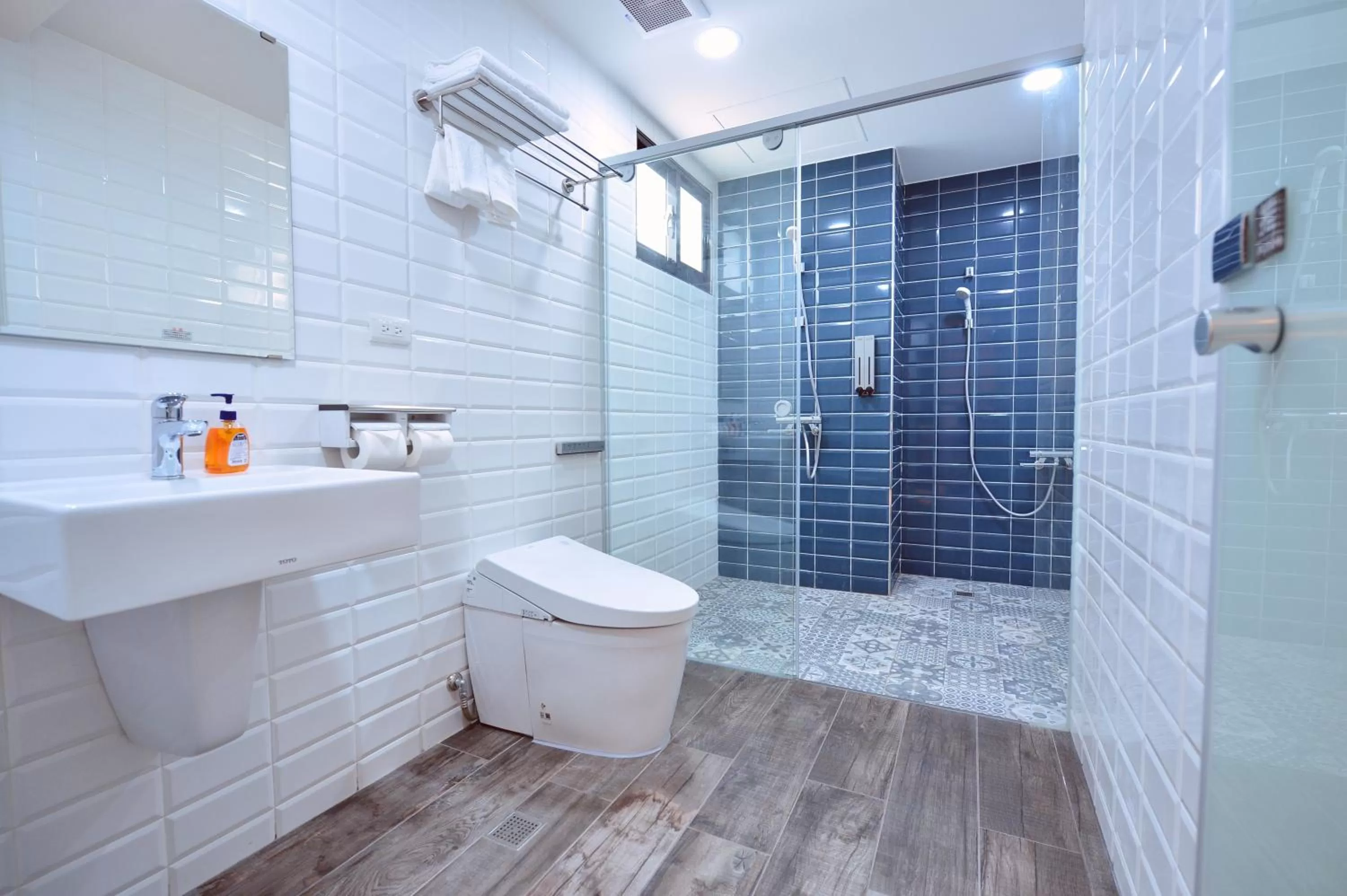 Toilet in Sky Square Business Travel