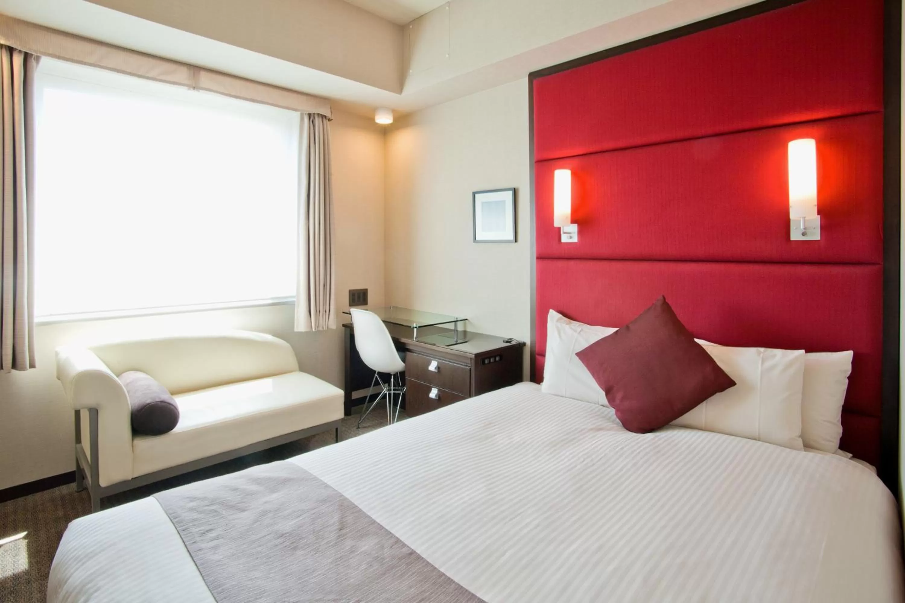 Bedroom, Bed in Citadines Central Shinjuku Tokyo