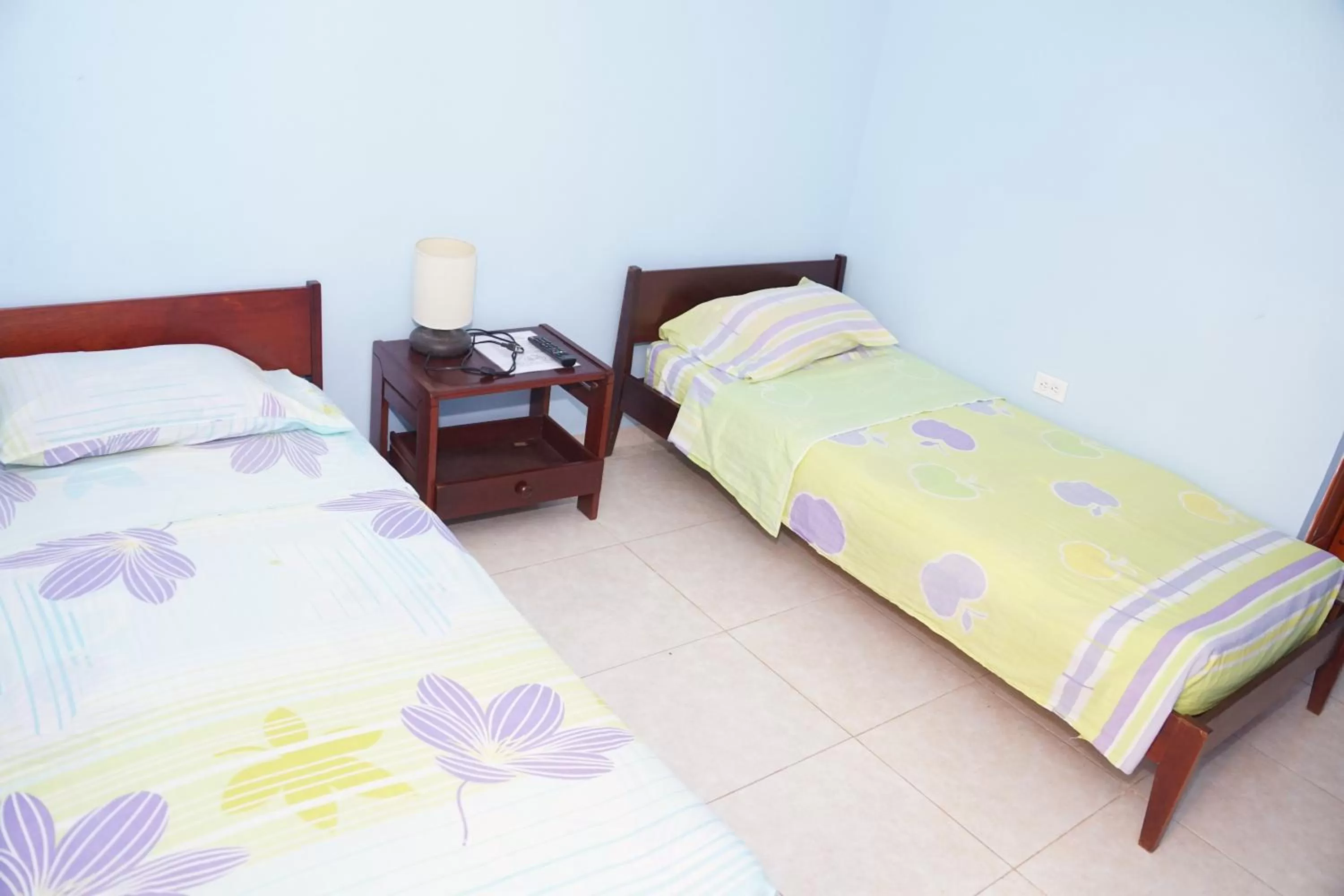 Budget Twin Room - single occupancy in POSADA NATIVA DERMA´S INN