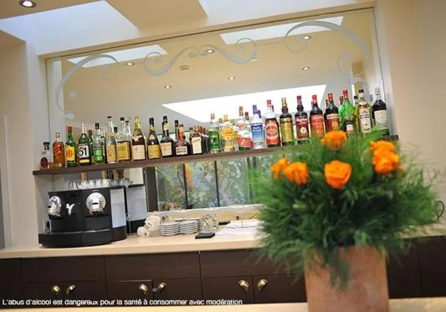 Lounge or bar in Hotel de L'Universite