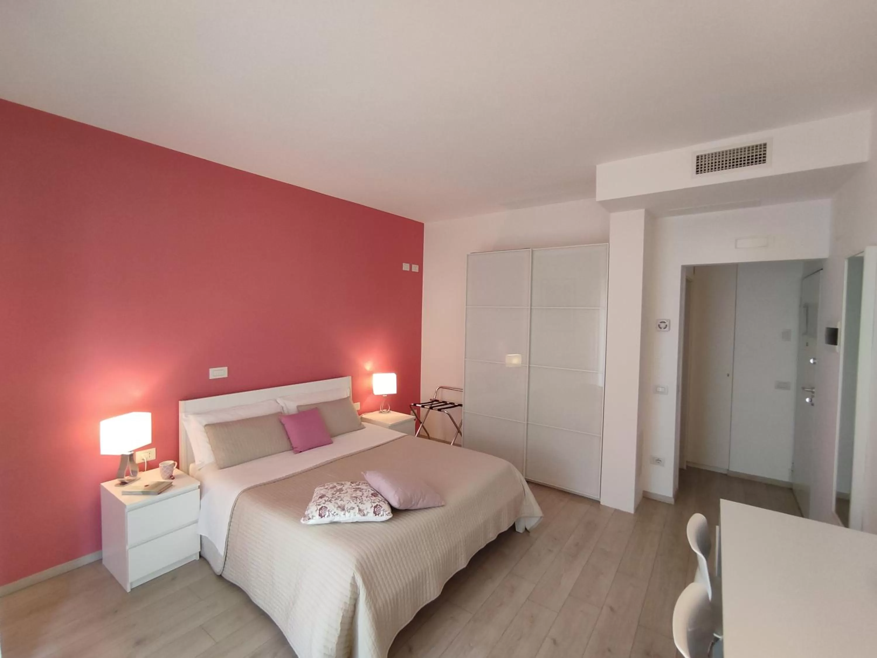 Photo of the whole room, Bed in Dimora Francesca