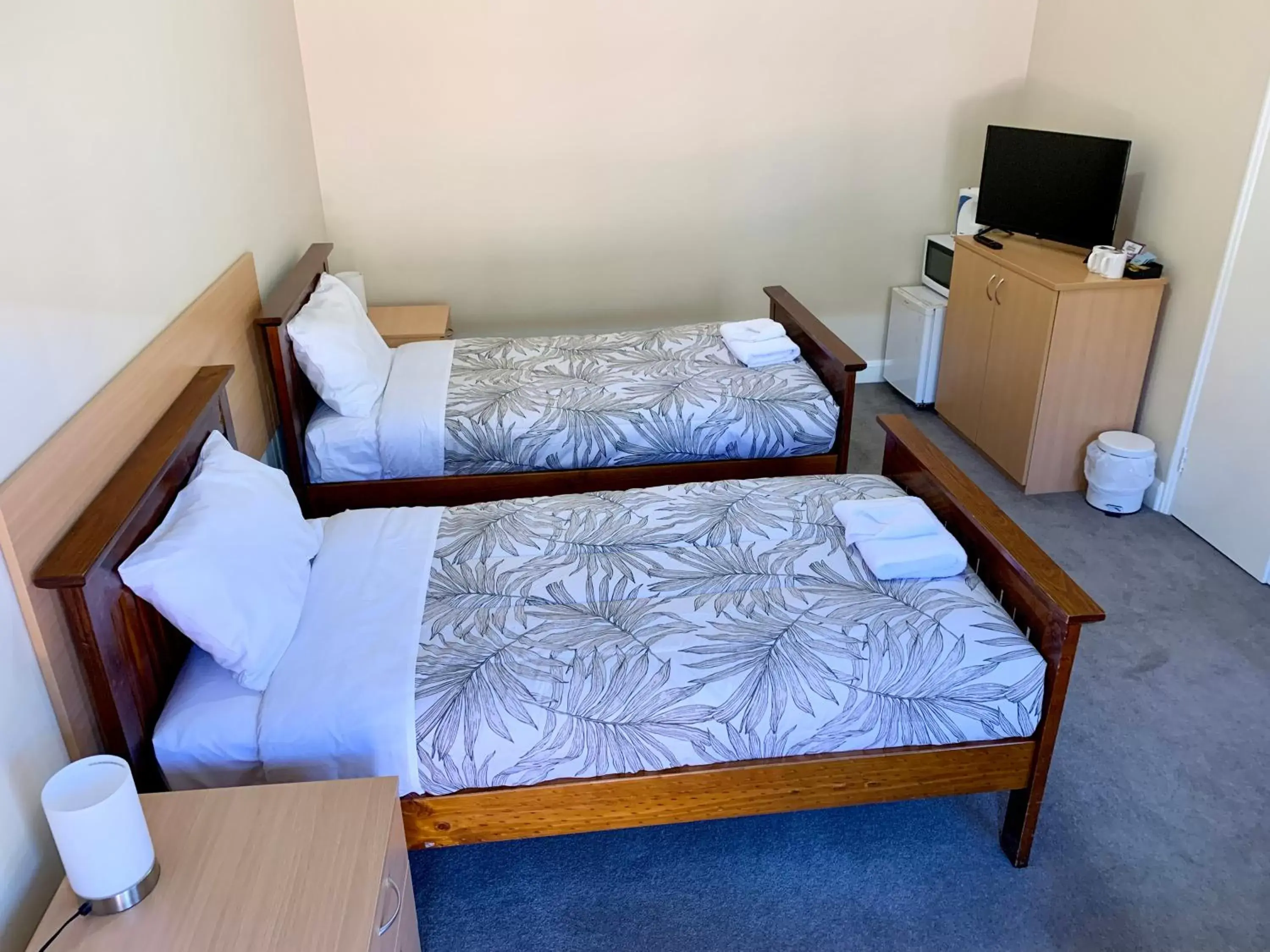 Standard Twin Room in Settlers Hotel York Standard Twin Room in Settlers Hotel York