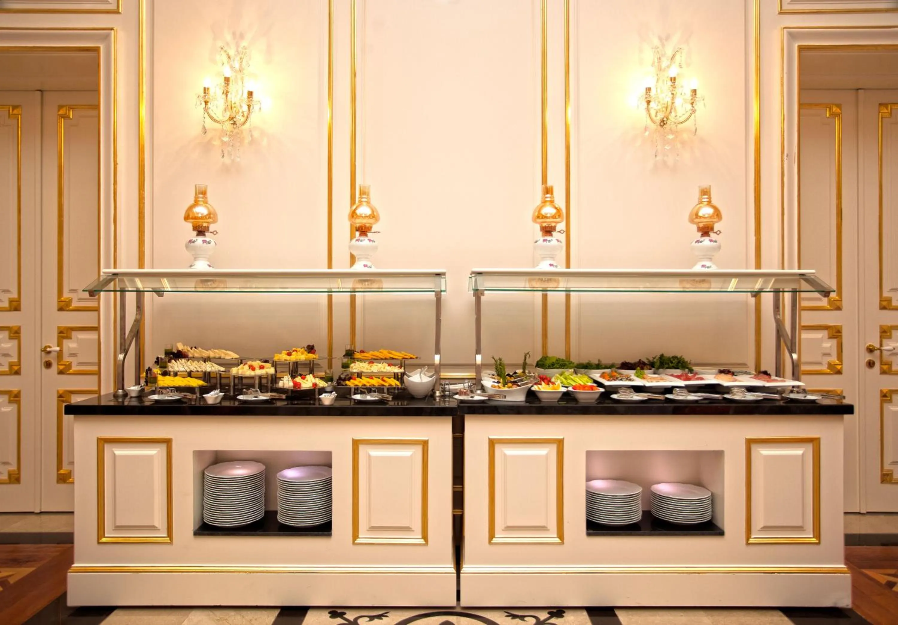 Food and drinks in Limak Yalova Thermal Boutique Hotel