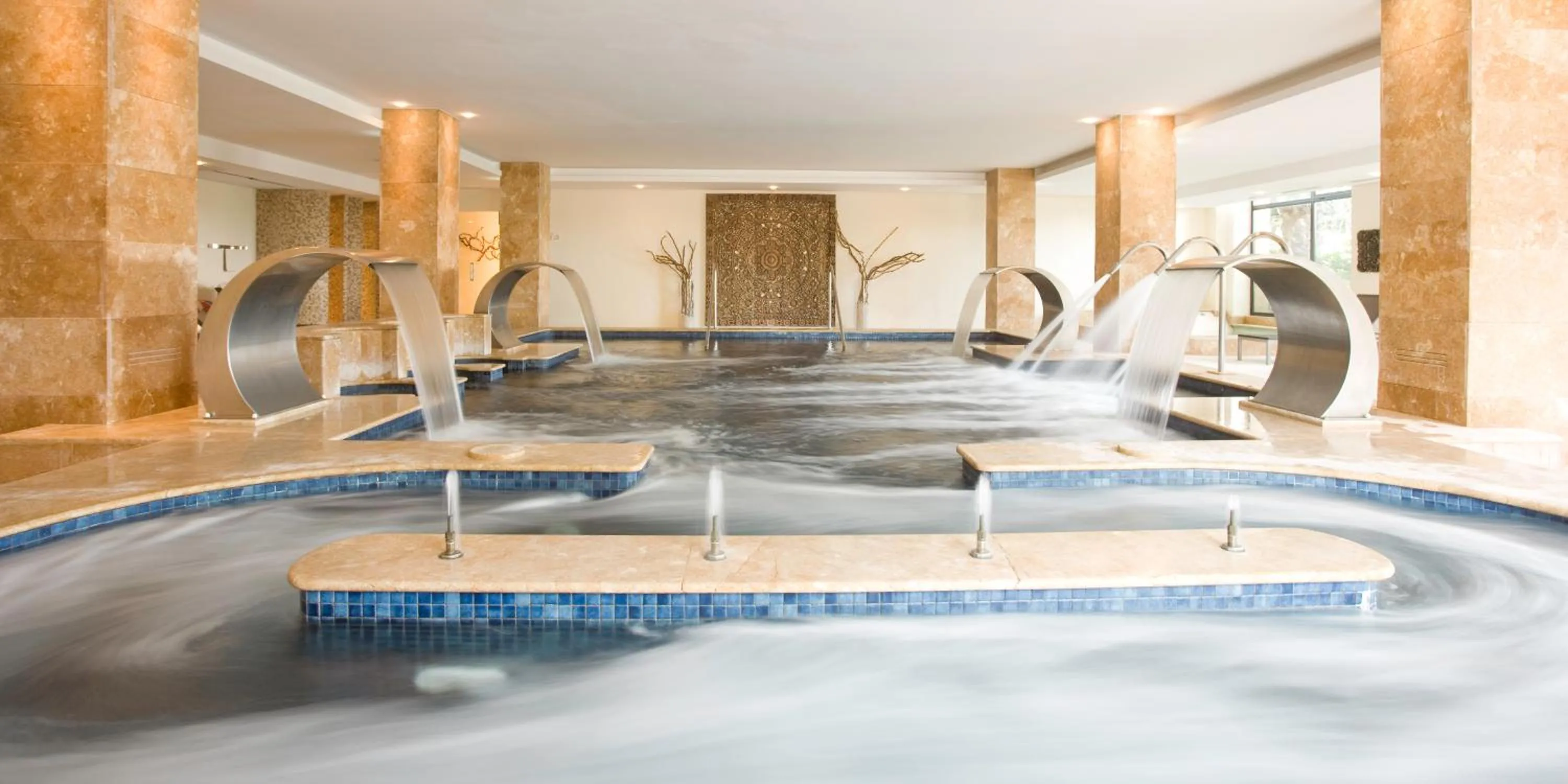 Spa and wellness centre/facilities in Insotel Fenicia Prestige Suites & Spa