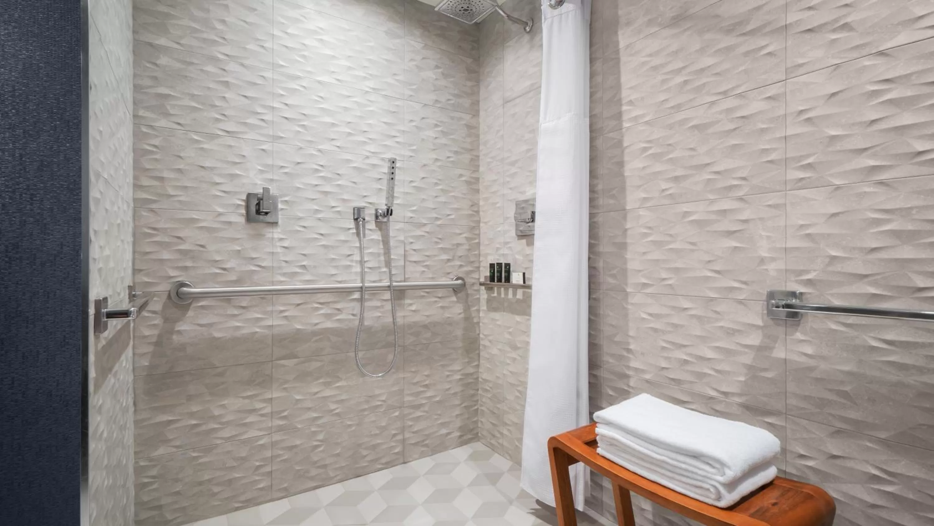 King Room with Balcony and Accessible Tub in Hyatt Centric Brickell Miami