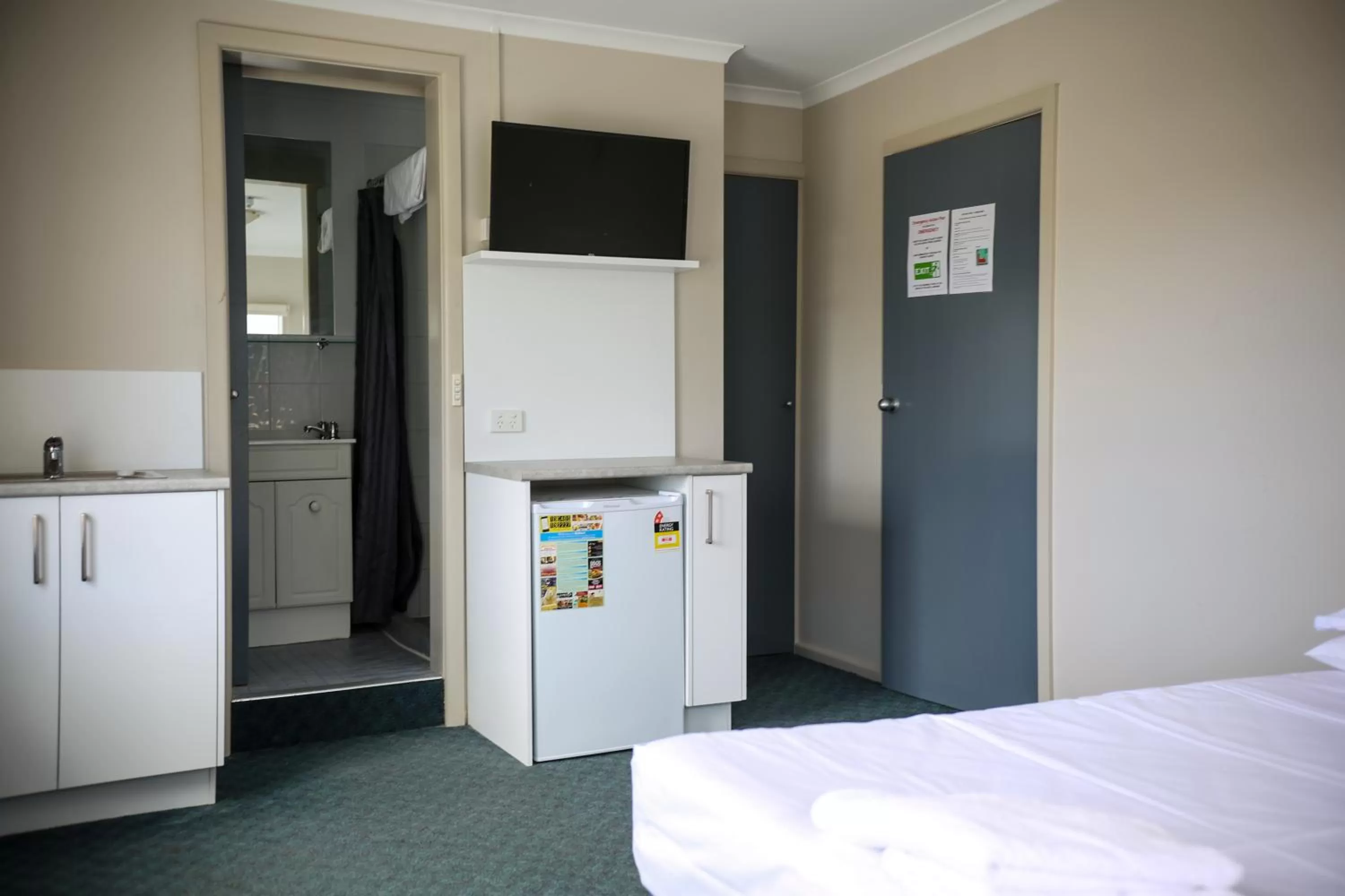 TV/Entertainment Center in Beltana Hotel