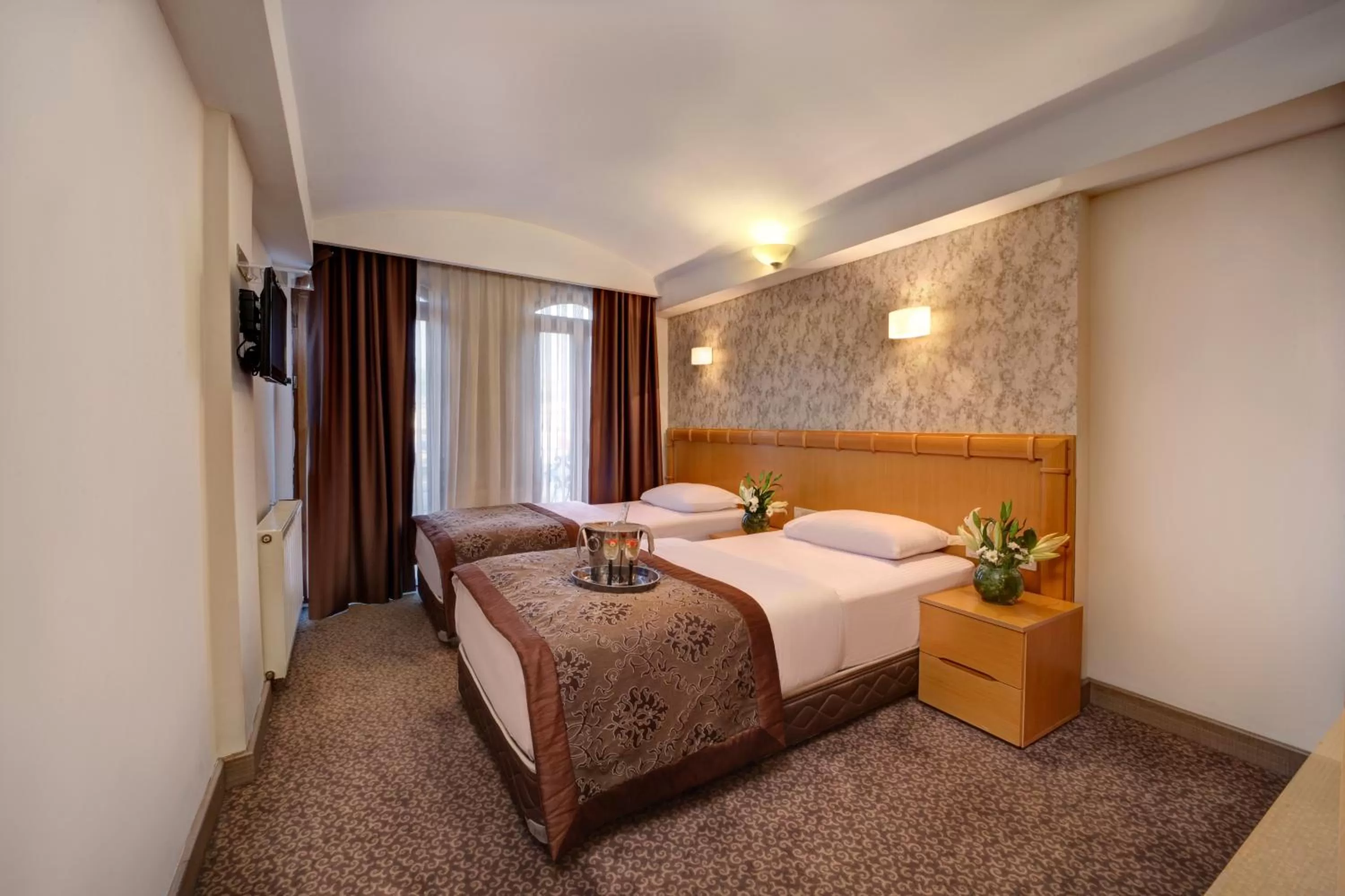 Photo of the whole room, Bed in Stargate Hotel&Spa