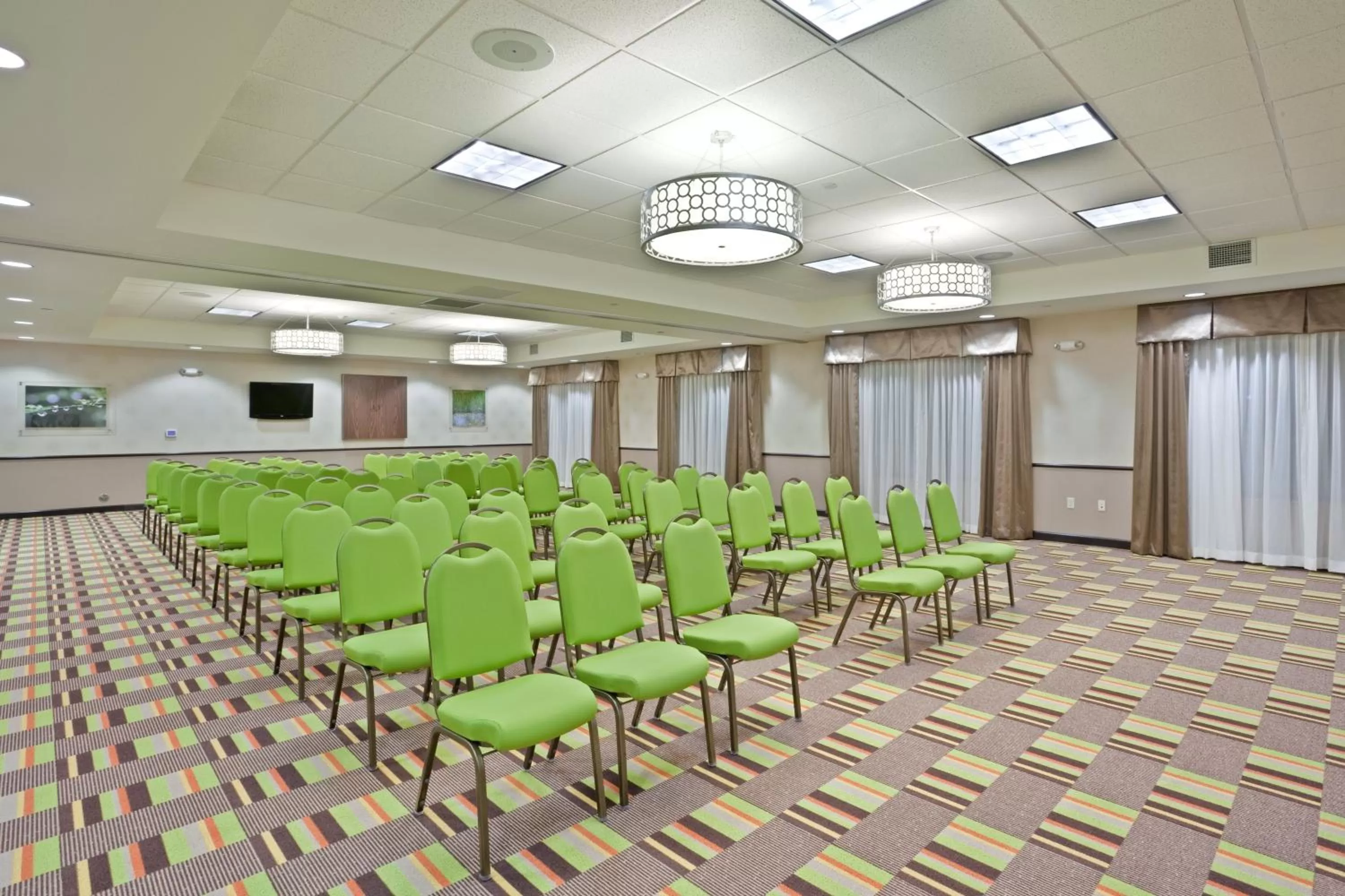 Meeting/conference room in Holiday Inn Express Hays by IHG
