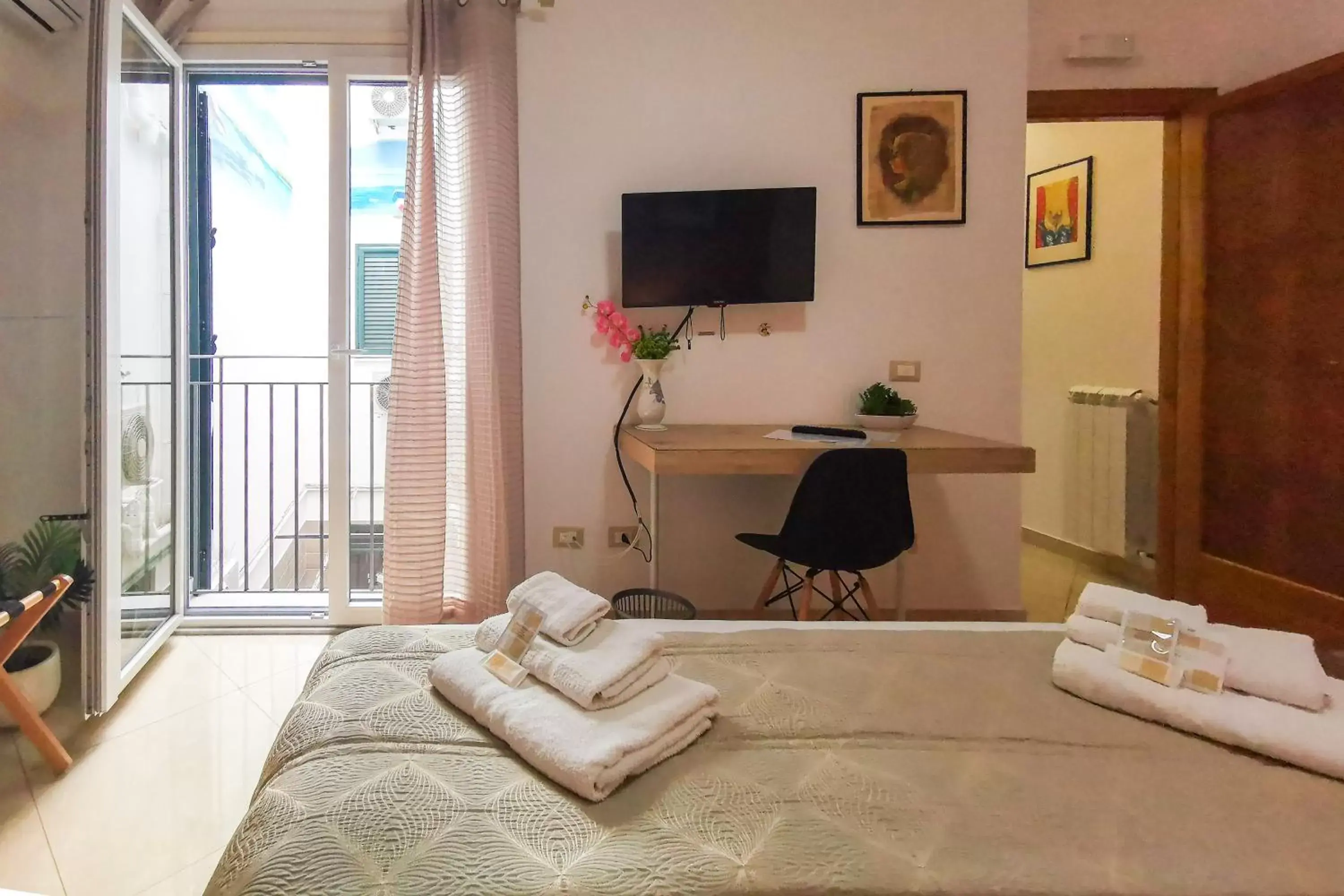 Triple Room in B&B Una Terrazza sul Golfo di Sferracavallo Triple Room in B&B Una Terrazza sul Golfo di Sferracavallo