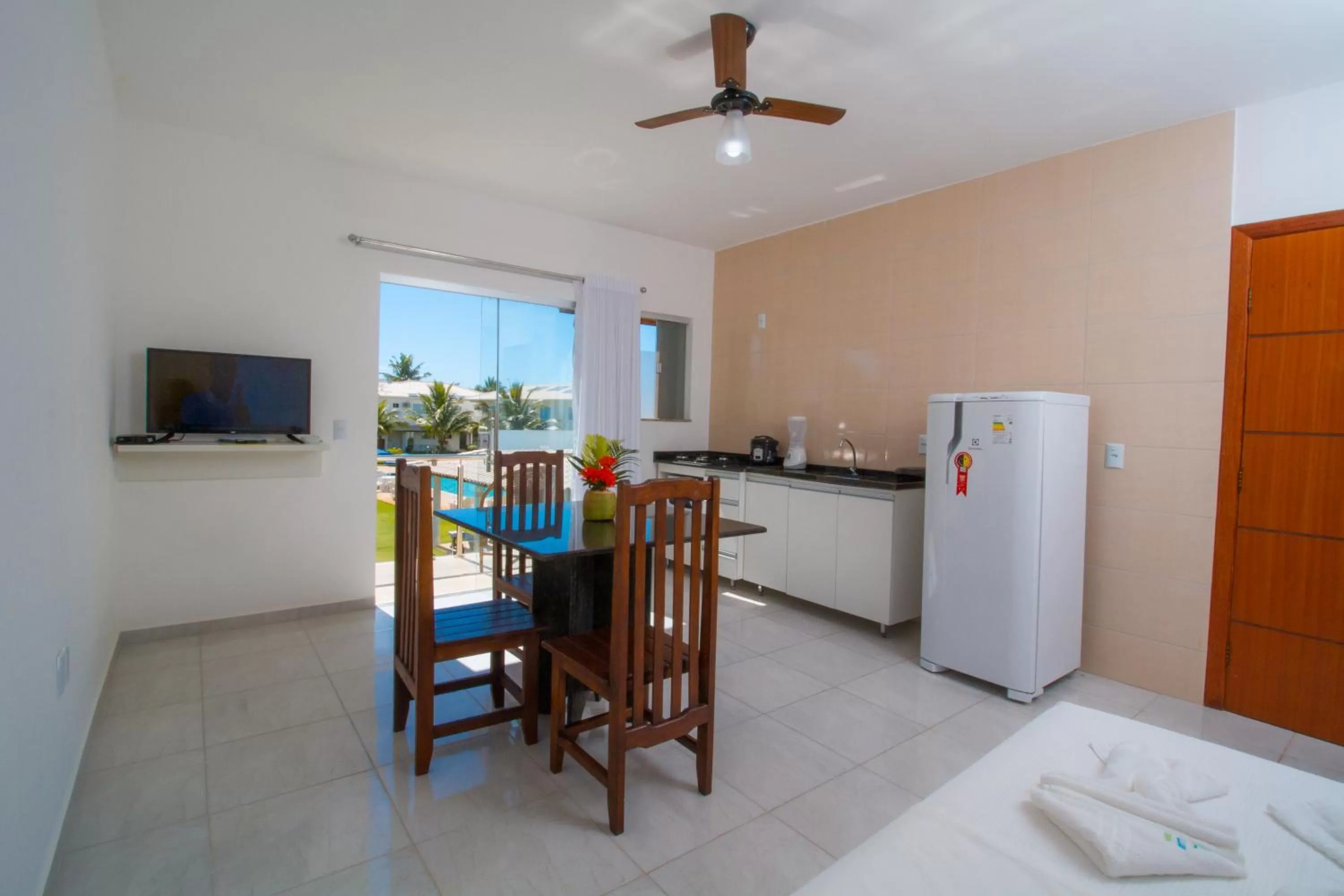 Dining Area in Porto Luar