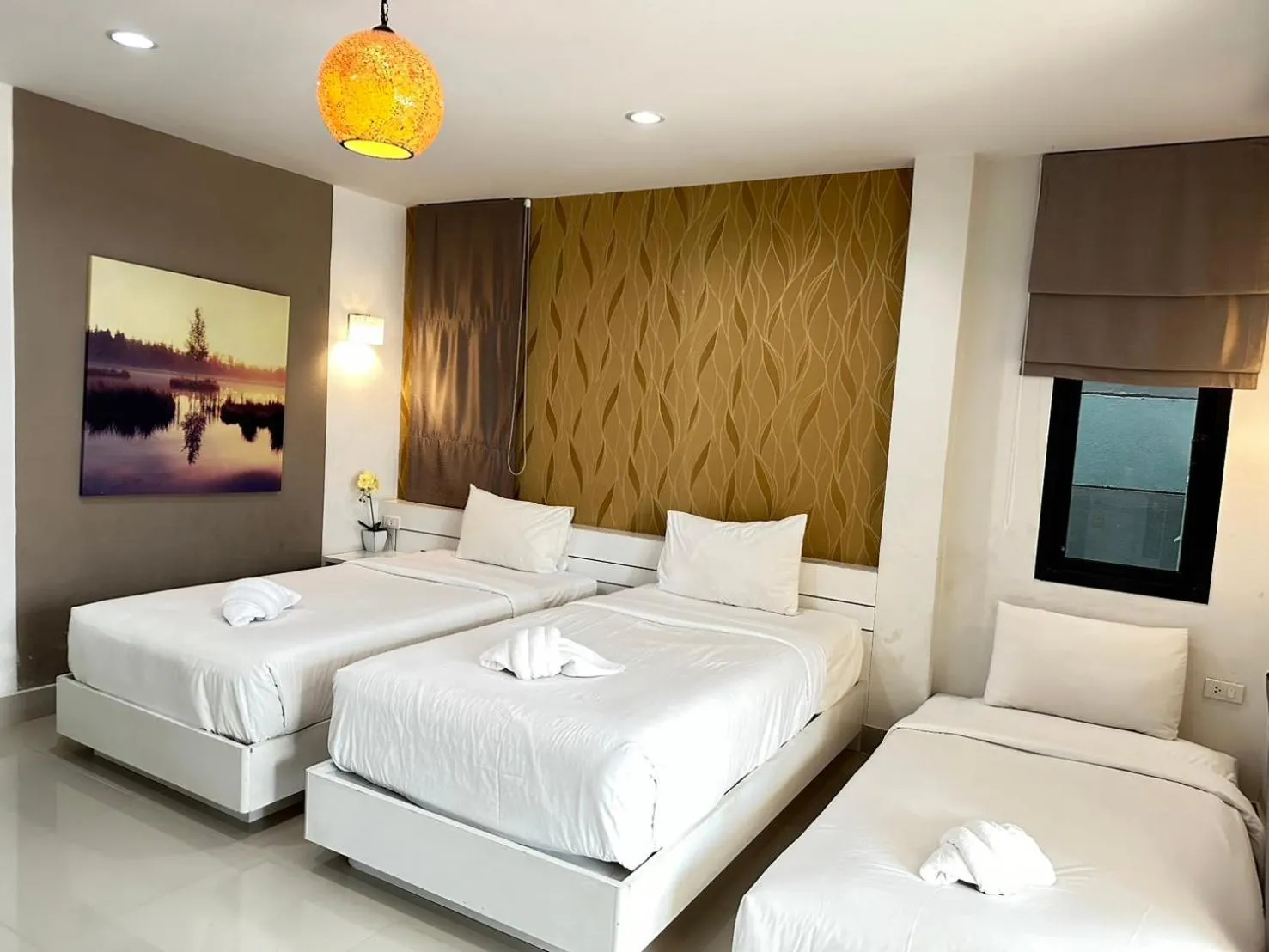 Bed in บันดารี่ ริชชี่ (Bhundaree Richy)