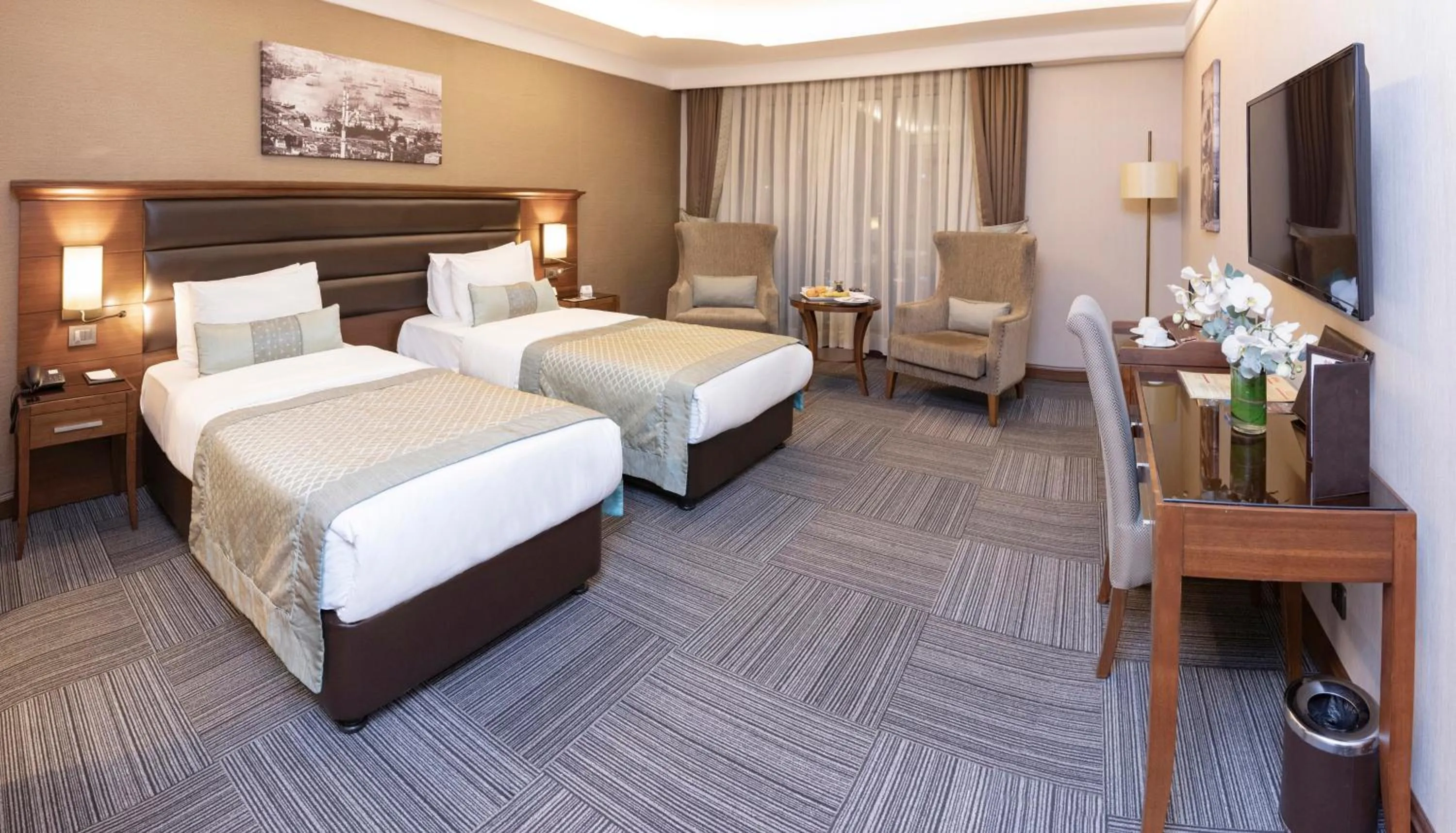 Photo of the whole room, Bed in Grand Makel Hotel Topkapi