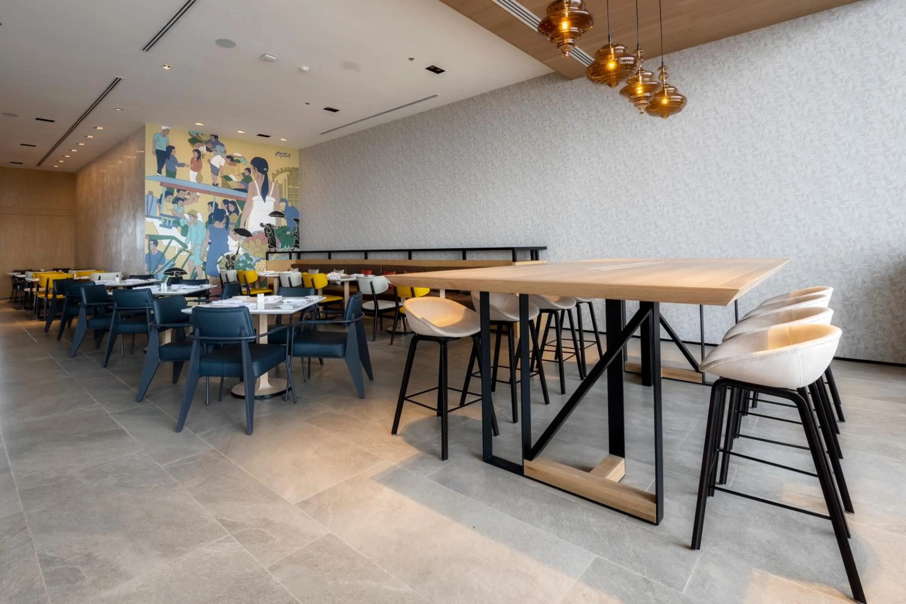 Restaurant/places to eat in Fairfield by Marriott Phnom Penh