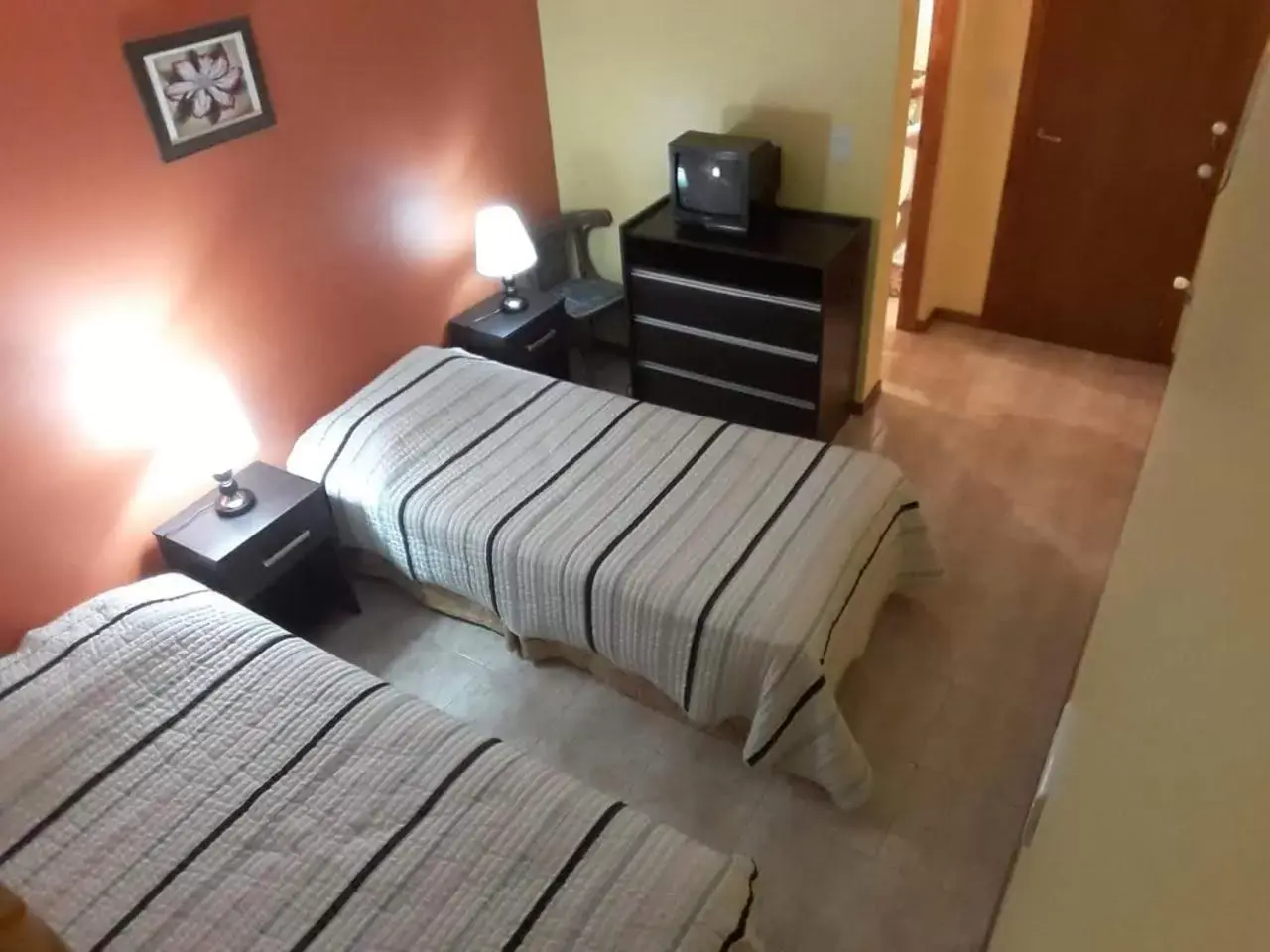 Double or Twin Room with Private Bathroom in Mirador del Beagle Hosteria Double or Twin Room with Private Bathroom in Mirador del Beagle Hosteria