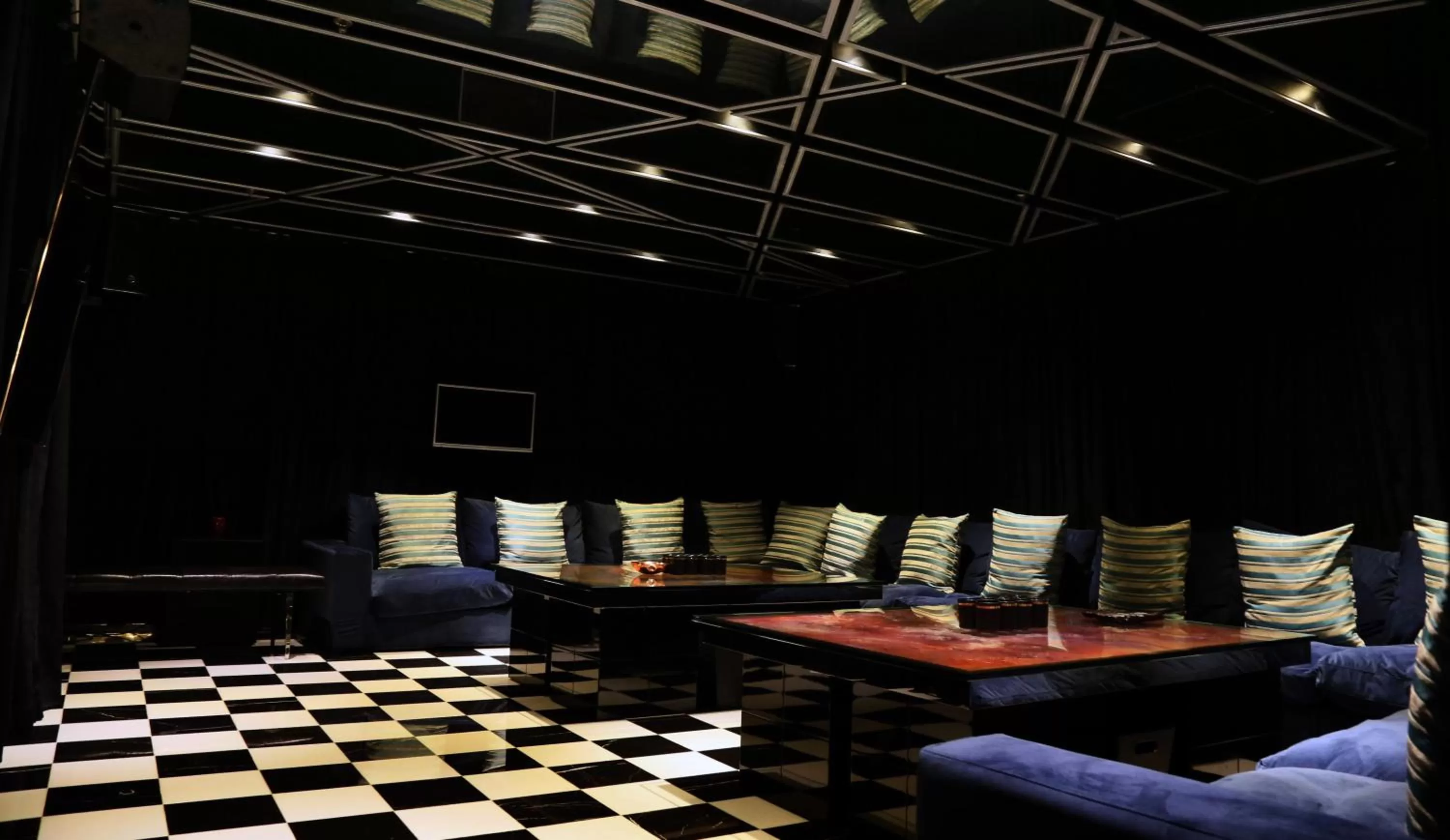 Seating area in Hotel Éclat Beijing