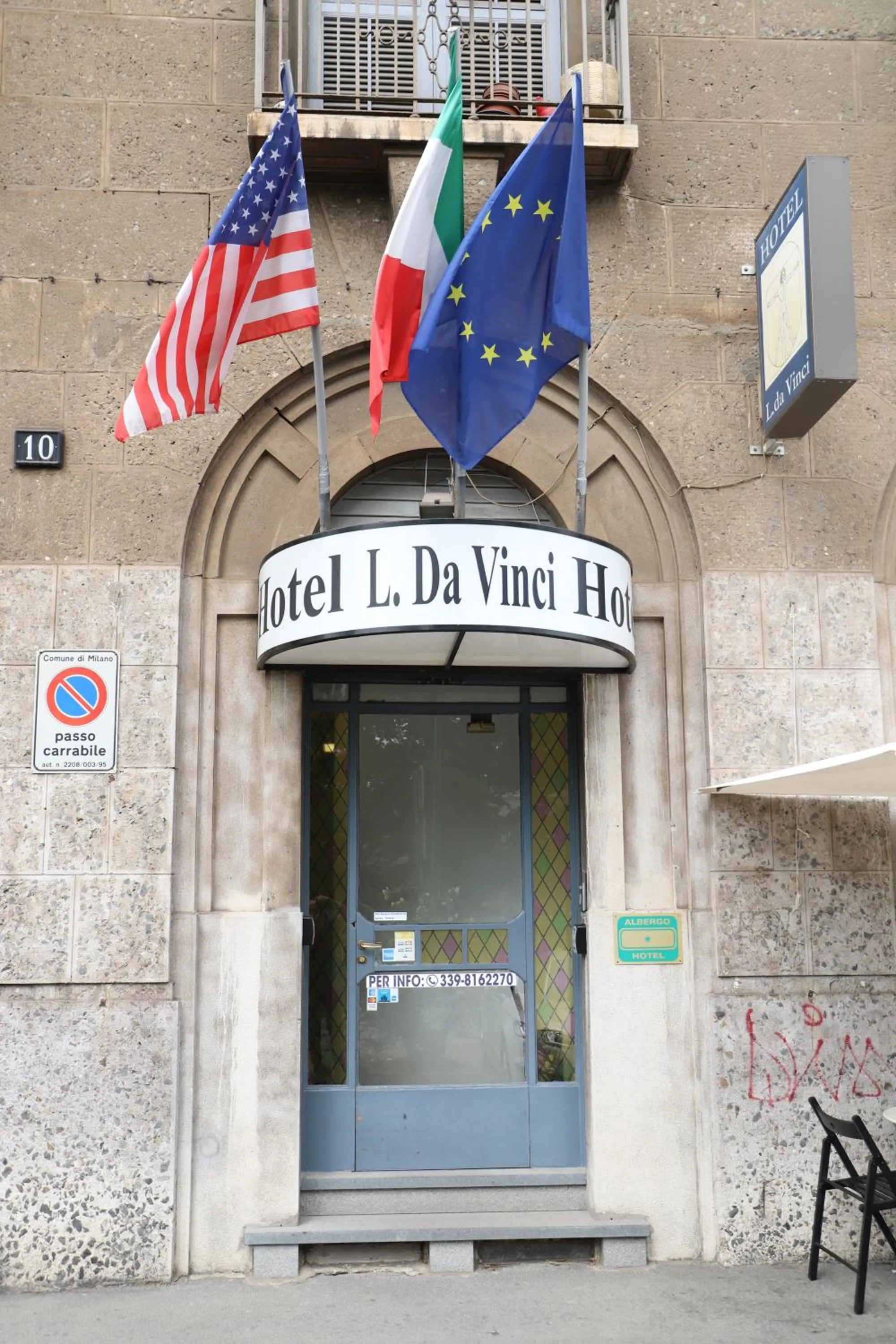 Property building in Albergo Leonardo Da Vinci