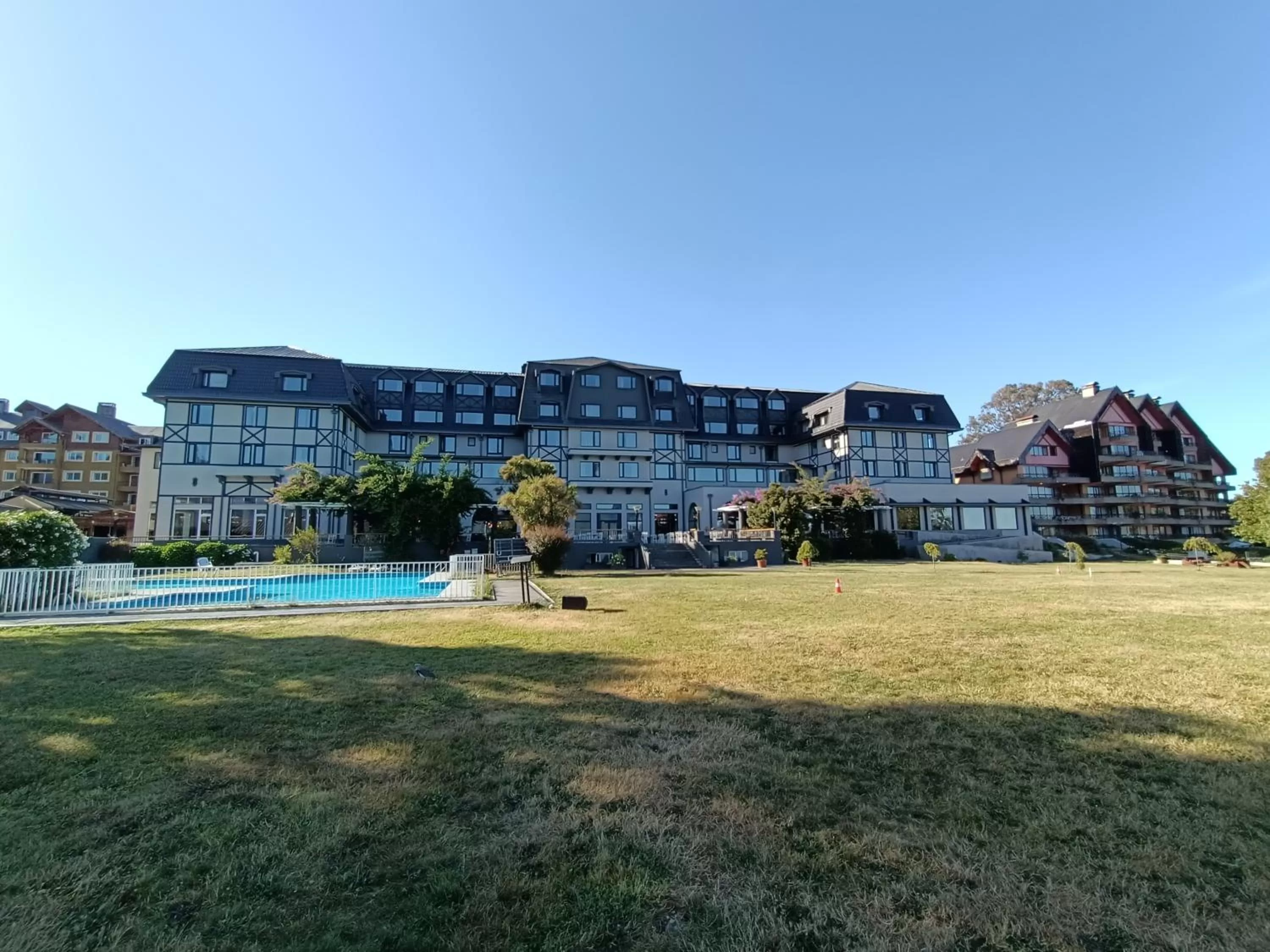 Property building in Hotel Enjoy Pucón