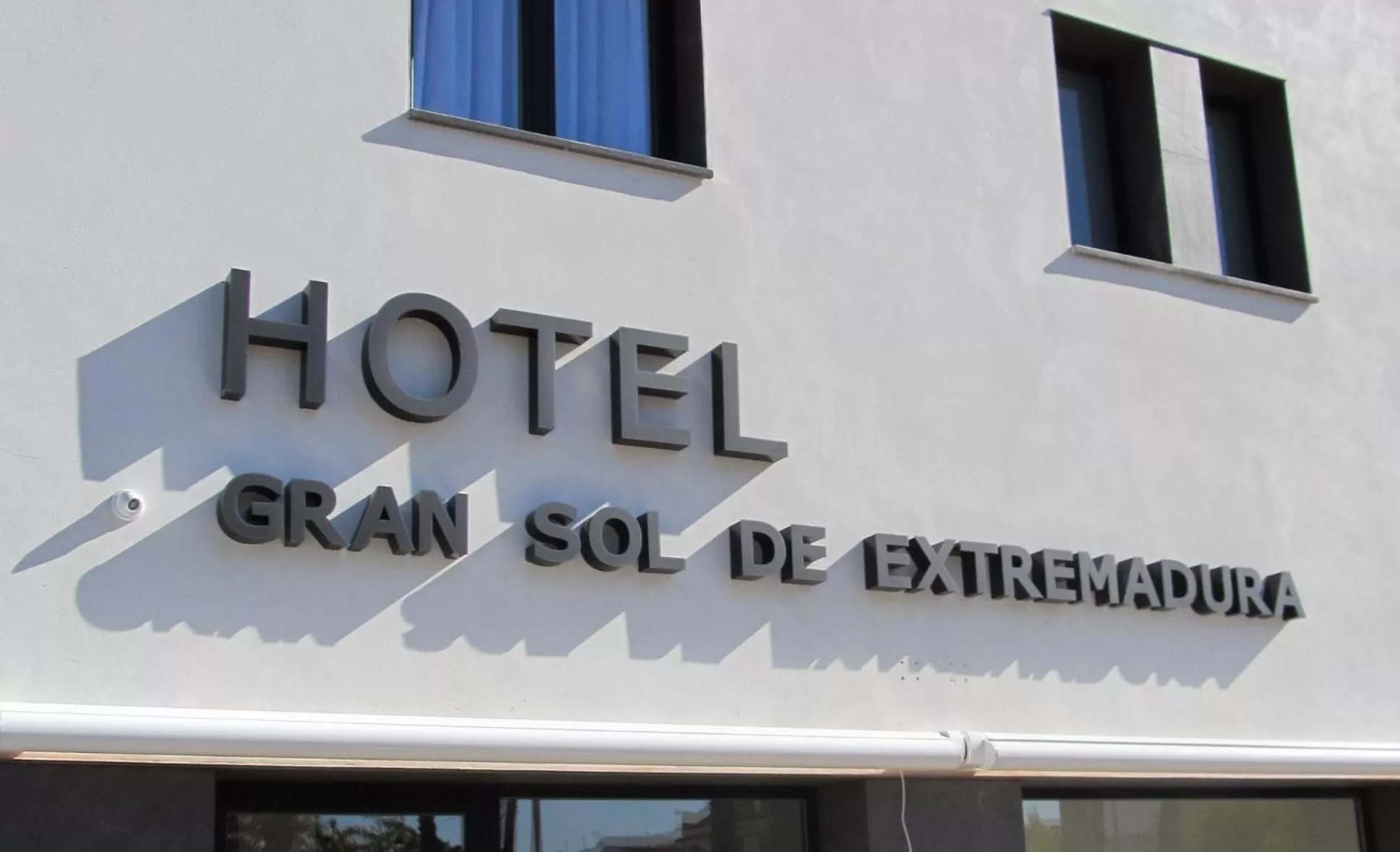 Facade/entrance in Hotel Gran Sol De Extremadura
